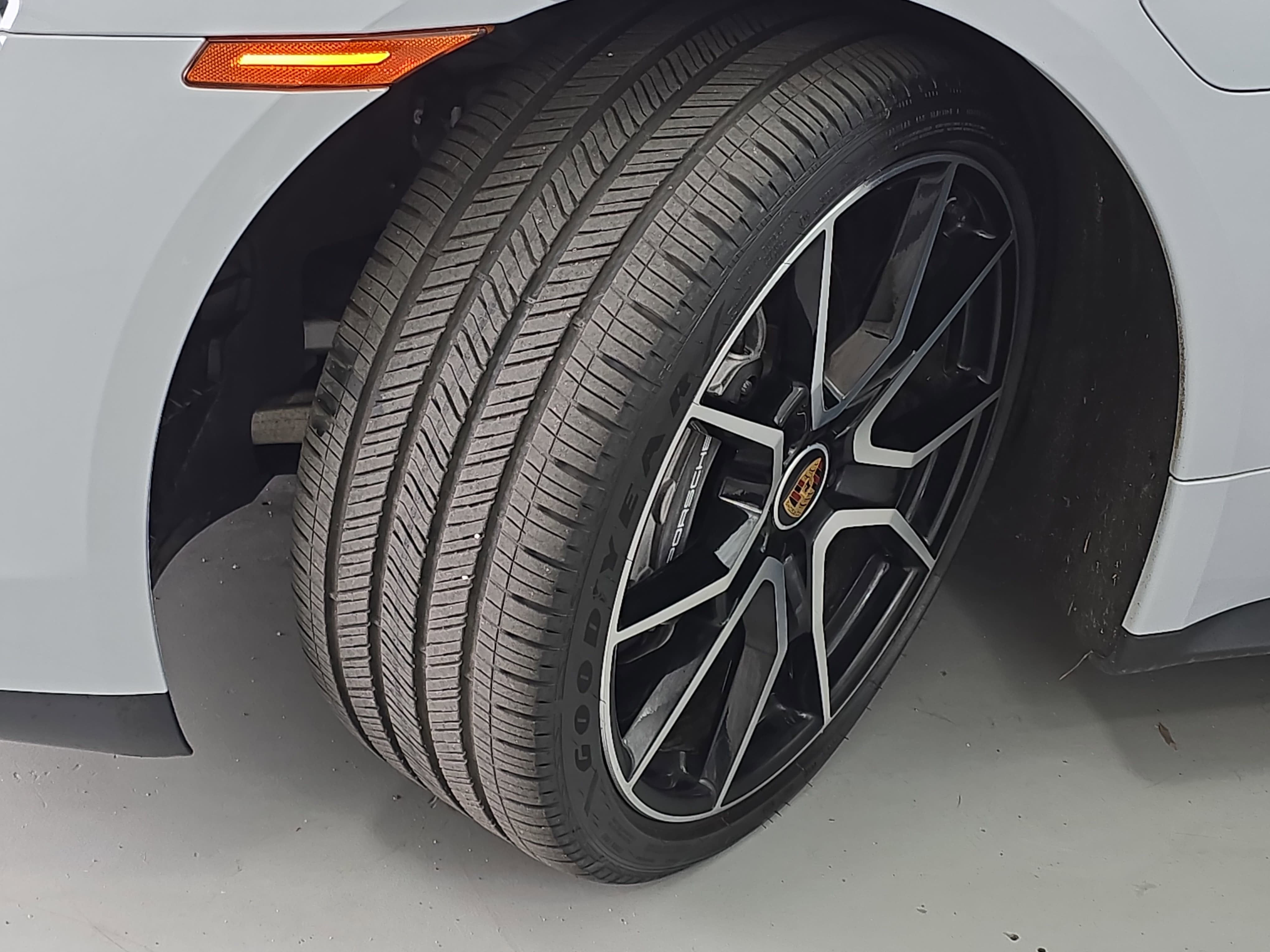 2023 Porsche Taycan Base