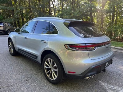 2025 Porsche Macan Base