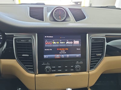 2018 Porsche Macan Base