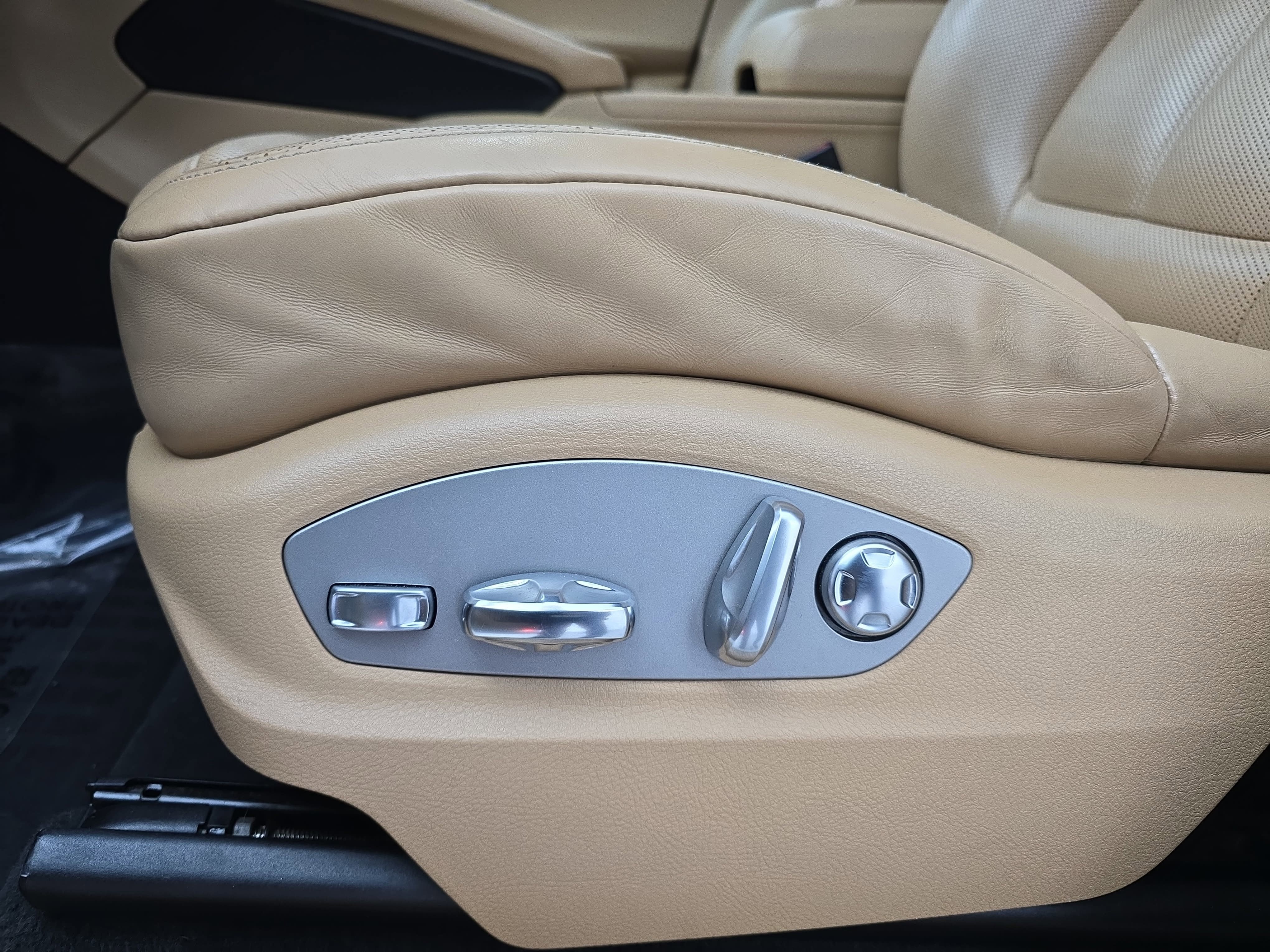 2018 Porsche Macan Base