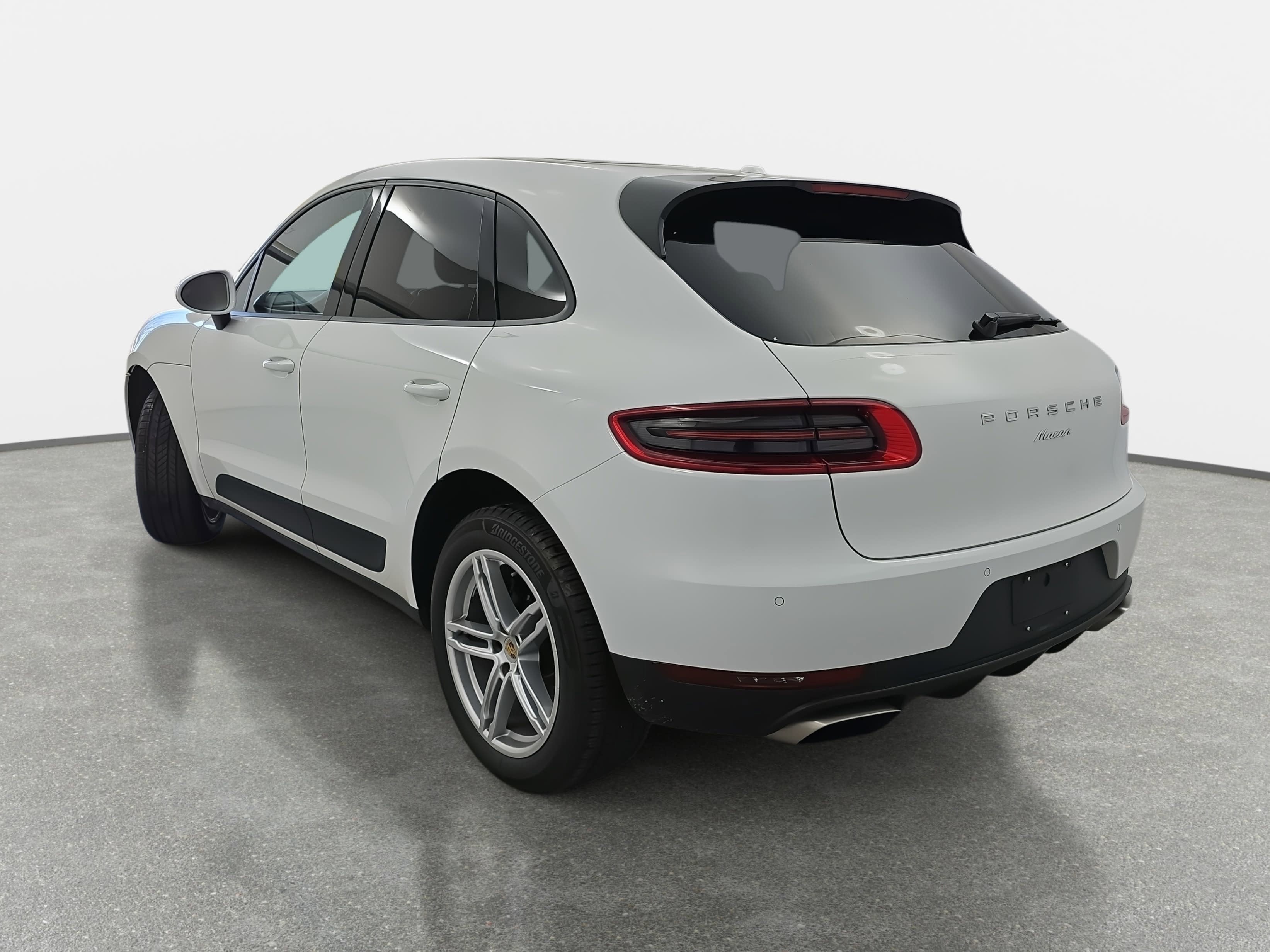 2018 Porsche Macan Base