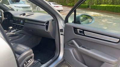 2020 Porsche Cayenne Base