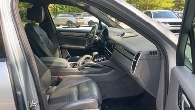 2020 Porsche Cayenne Base