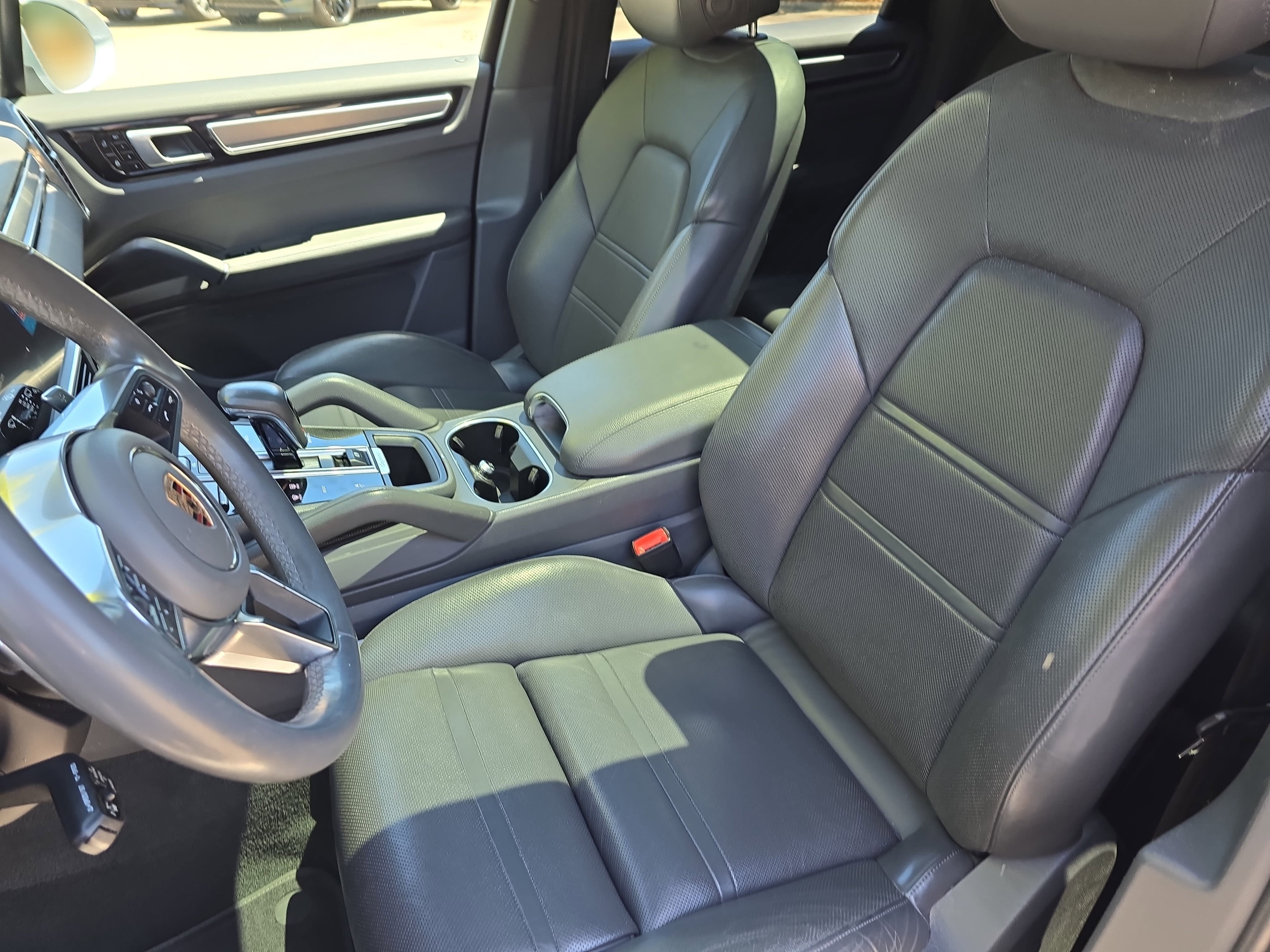 2020 Porsche Cayenne Base