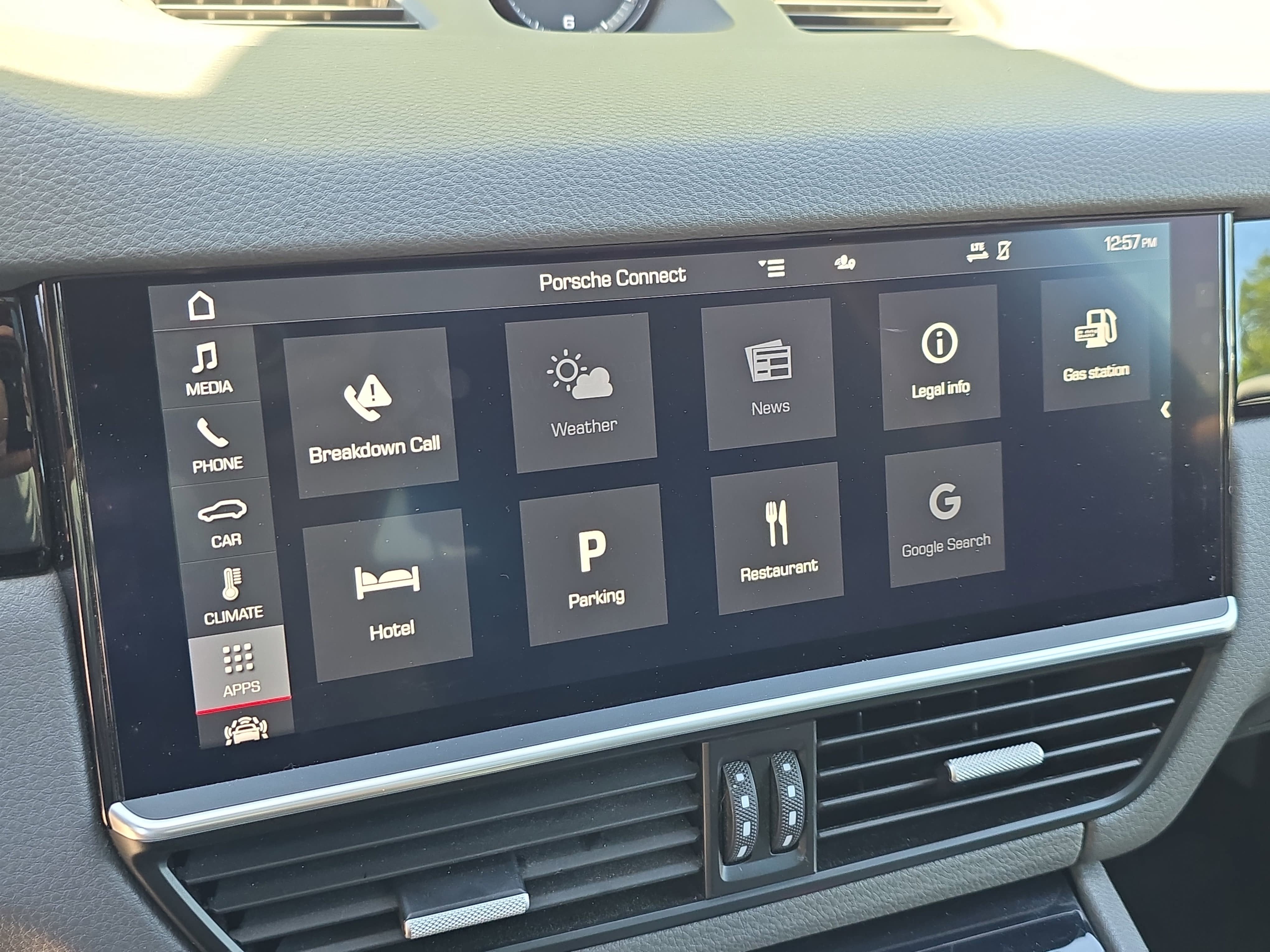 2020 Porsche Cayenne Base
