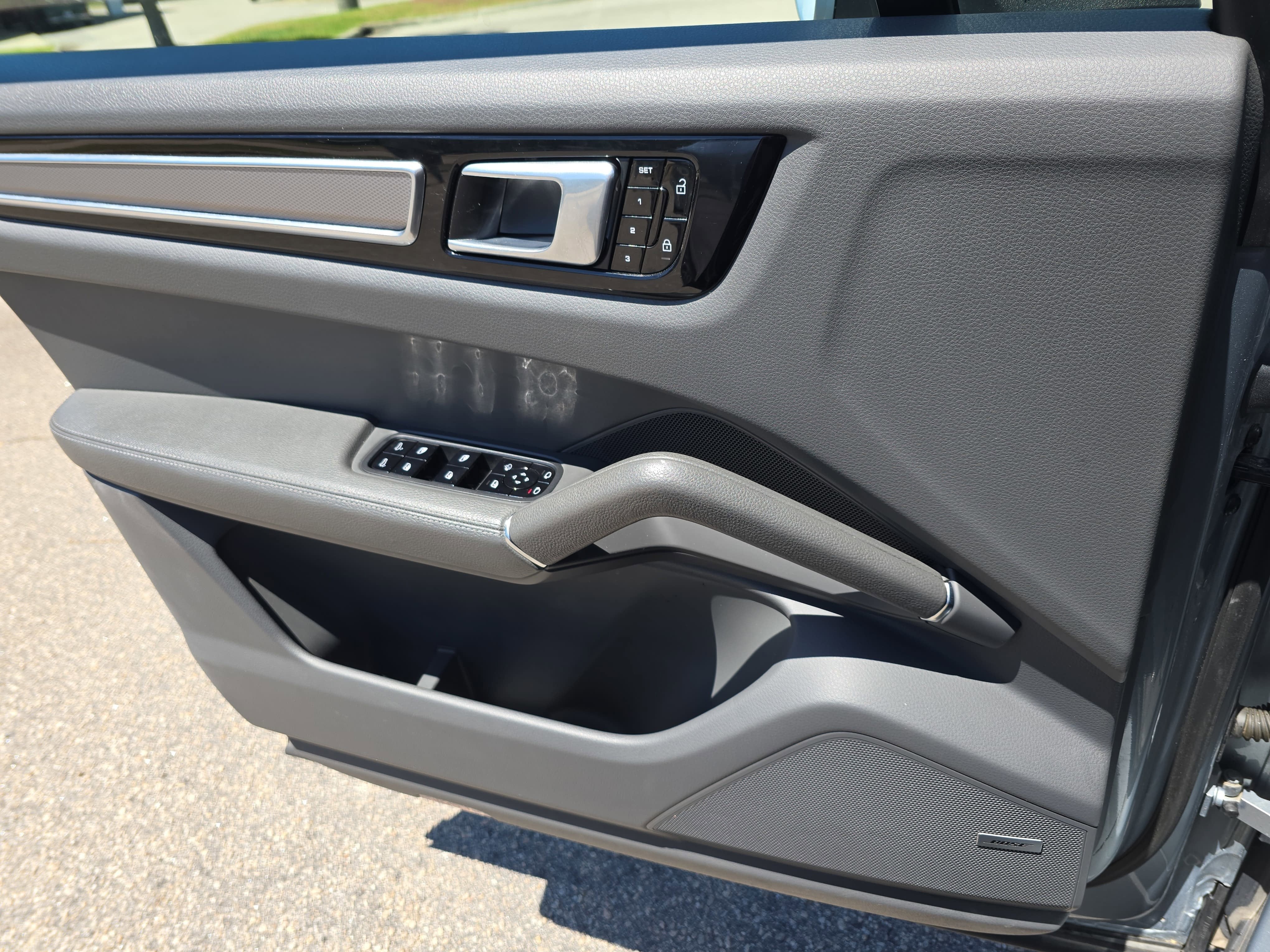 2020 Porsche Cayenne Base