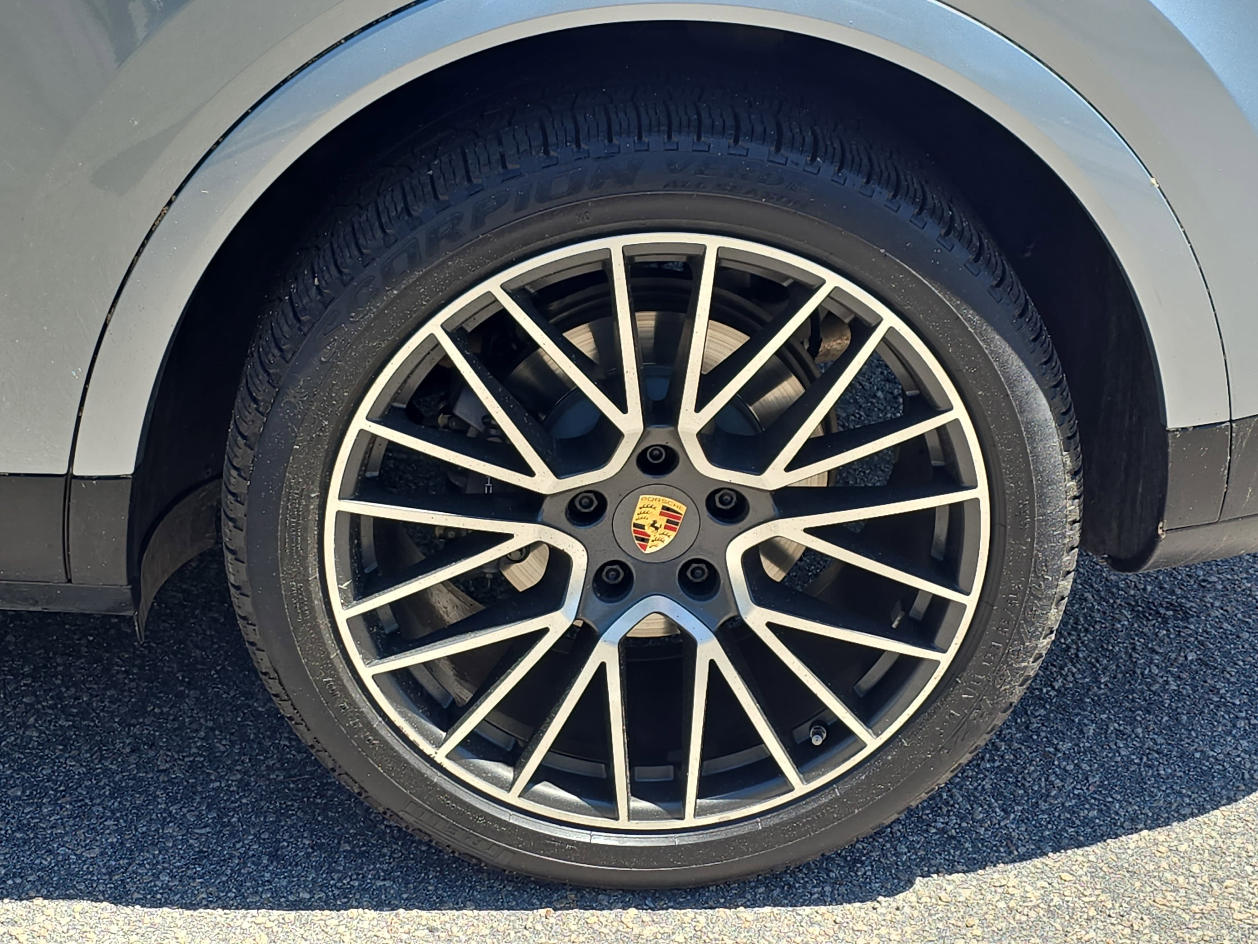 2020 Porsche Cayenne Base