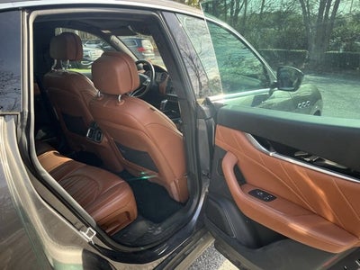 2021 Maserati Levante Base