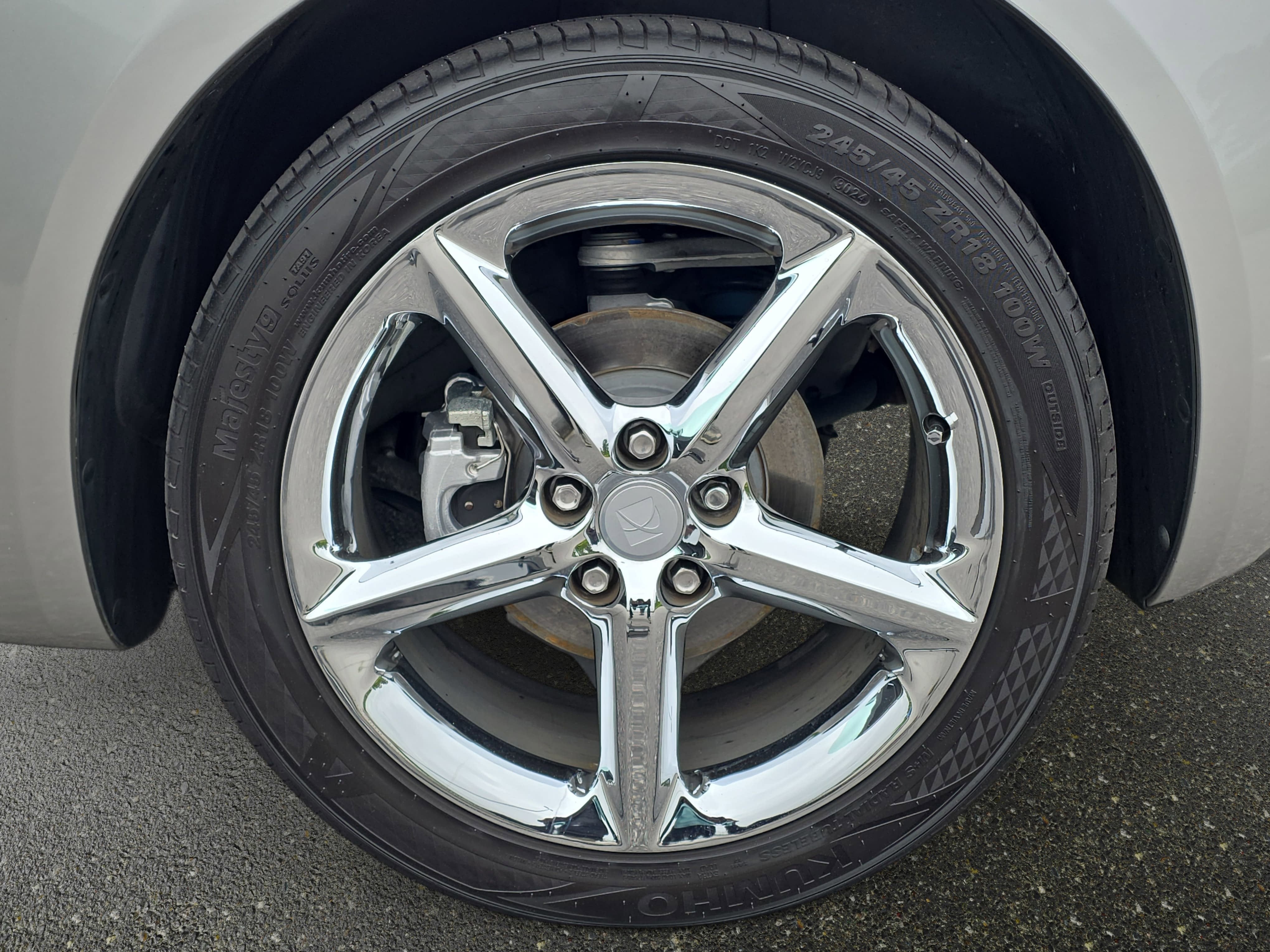 2007 Saturn Sky Red Line
