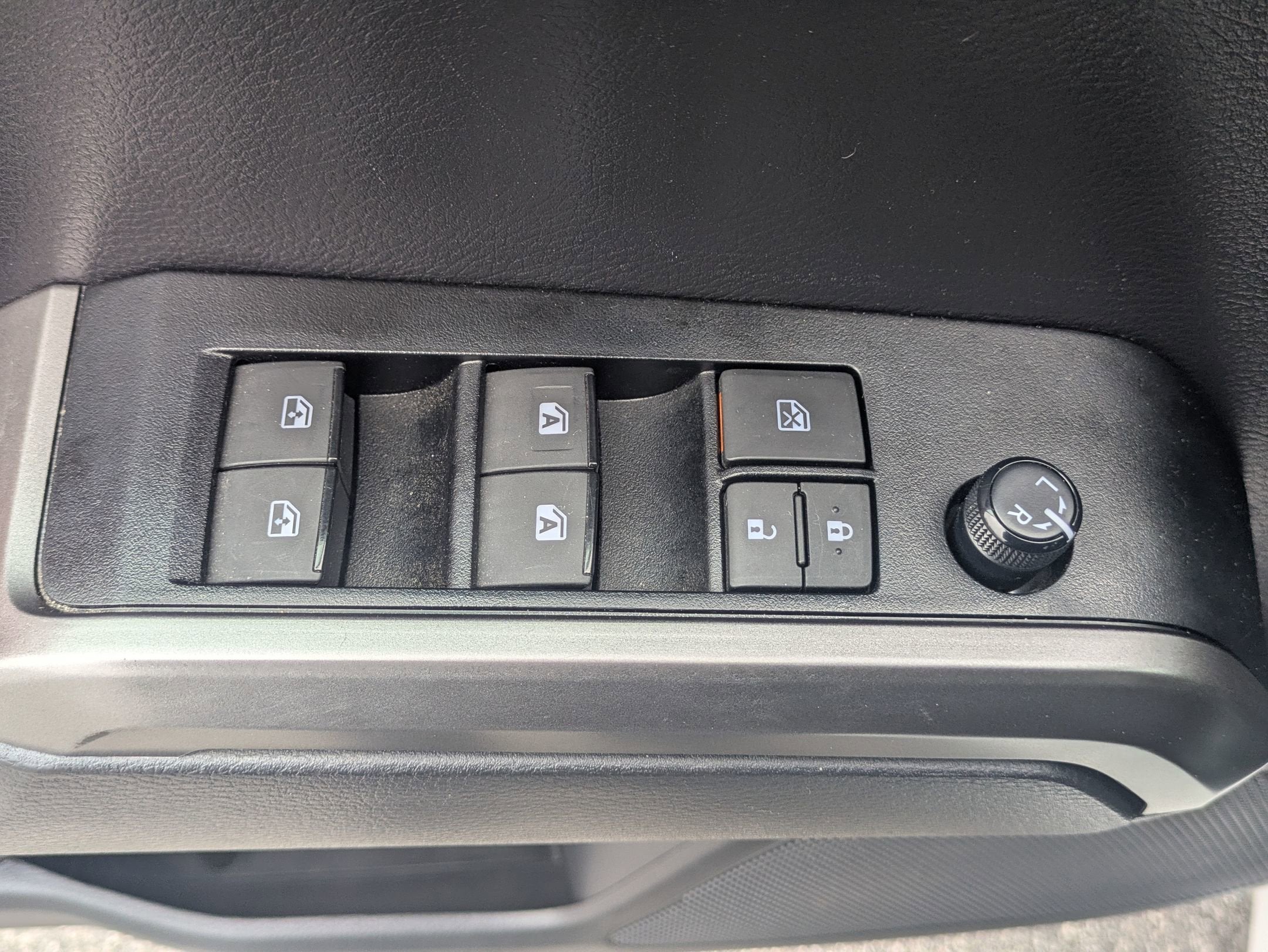 2023 Toyota Tacoma 4WD SR5