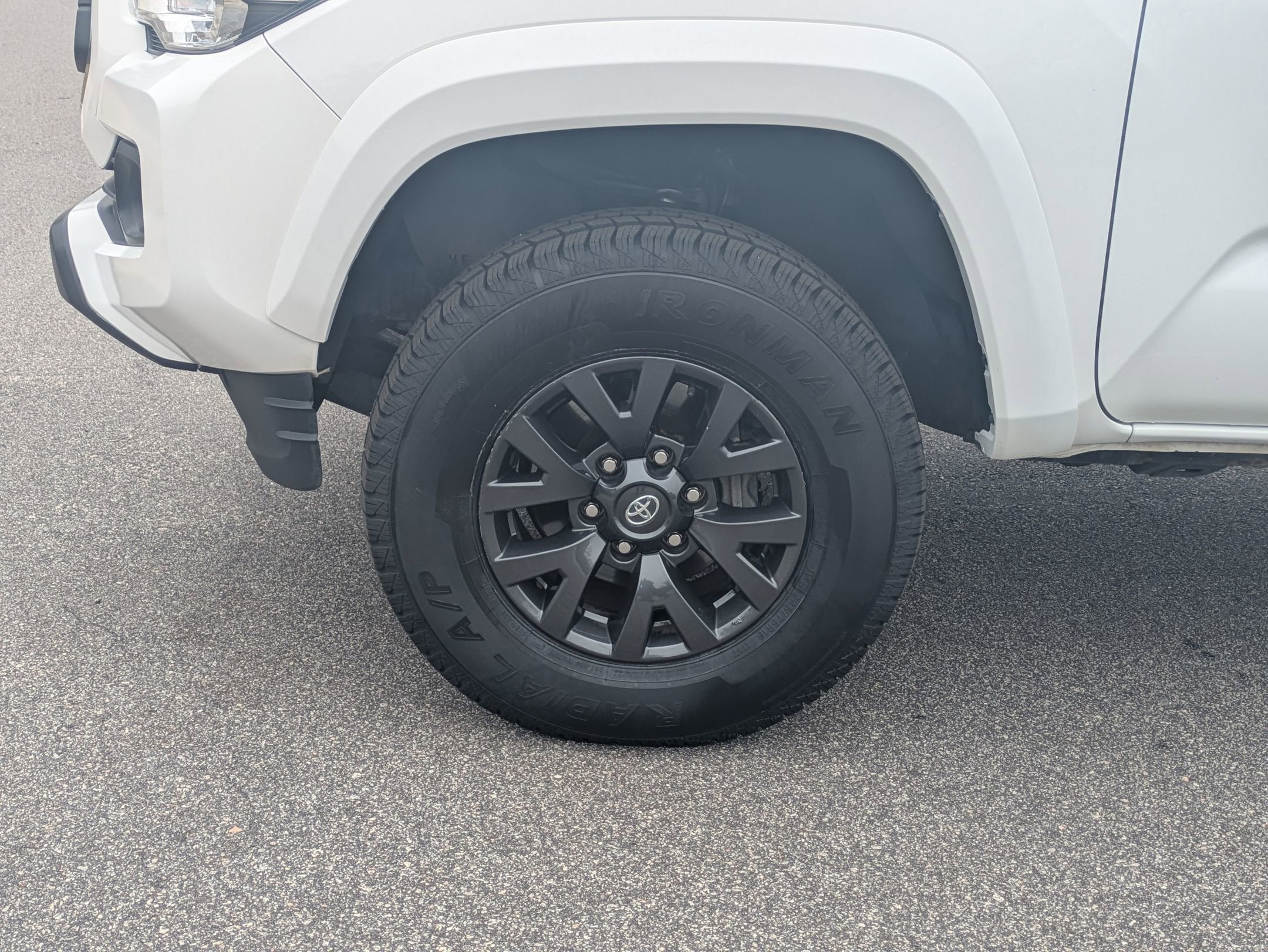 2023 Toyota Tacoma 4WD SR5