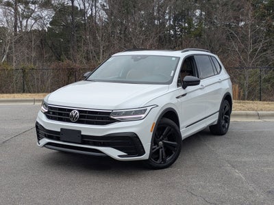 2023 Volkswagen Tiguan SE R-Line Black