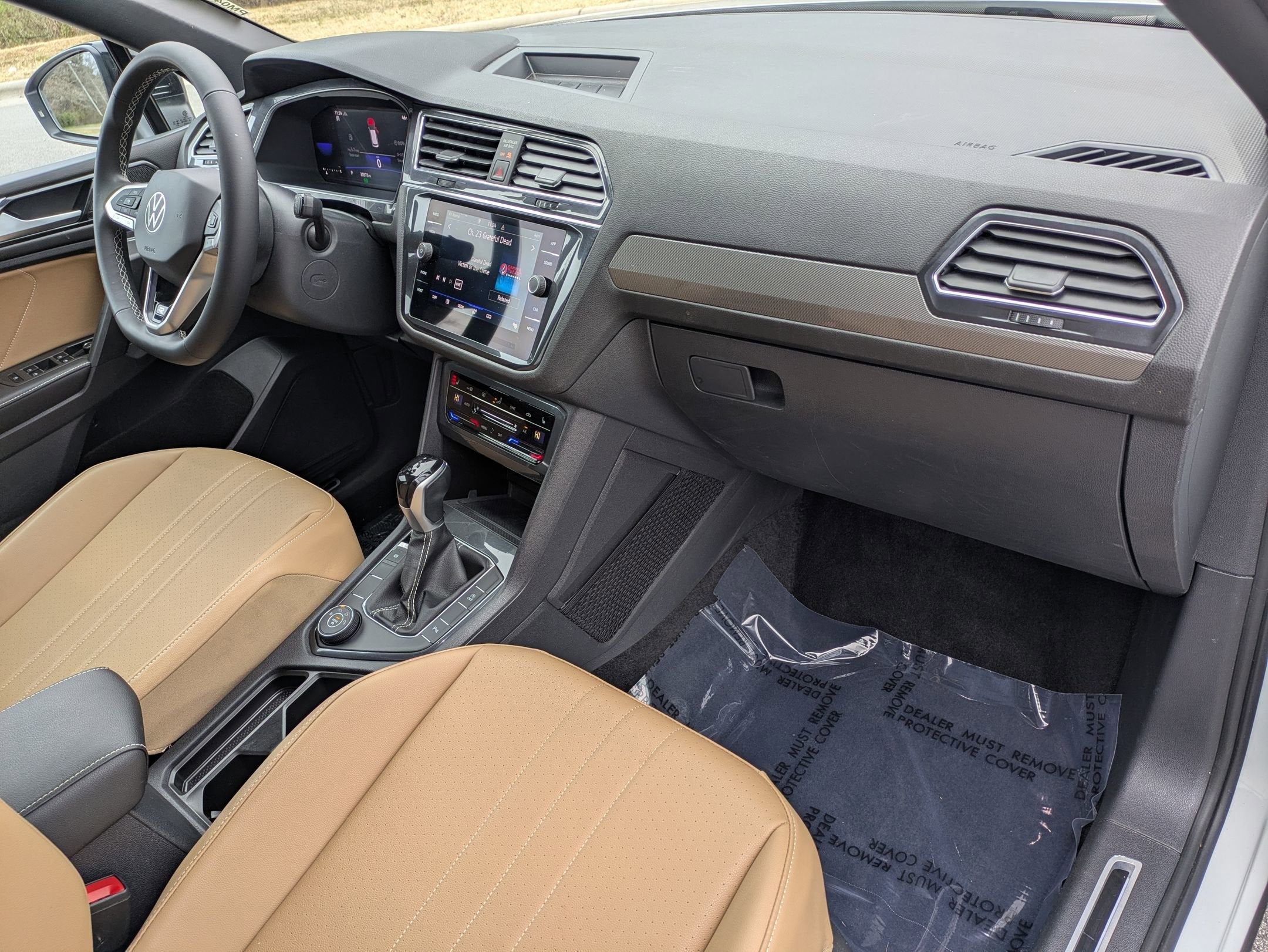 2023 Volkswagen Tiguan SE R-Line Black