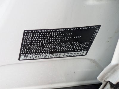 2023 Volkswagen Tiguan SE R-Line Black