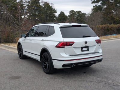 2023 Volkswagen Tiguan SE R-Line Black