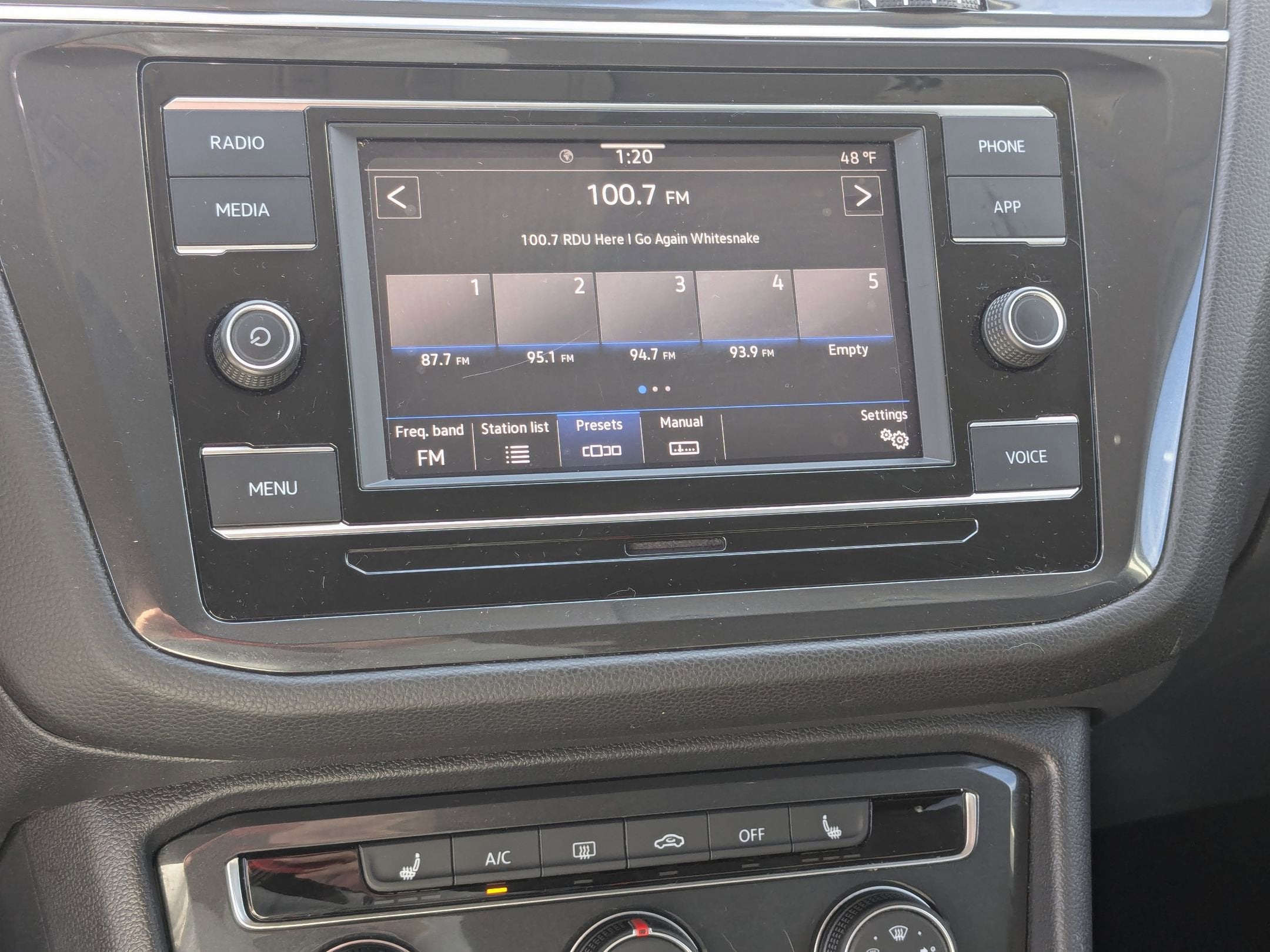 2023 Volkswagen Tiguan S