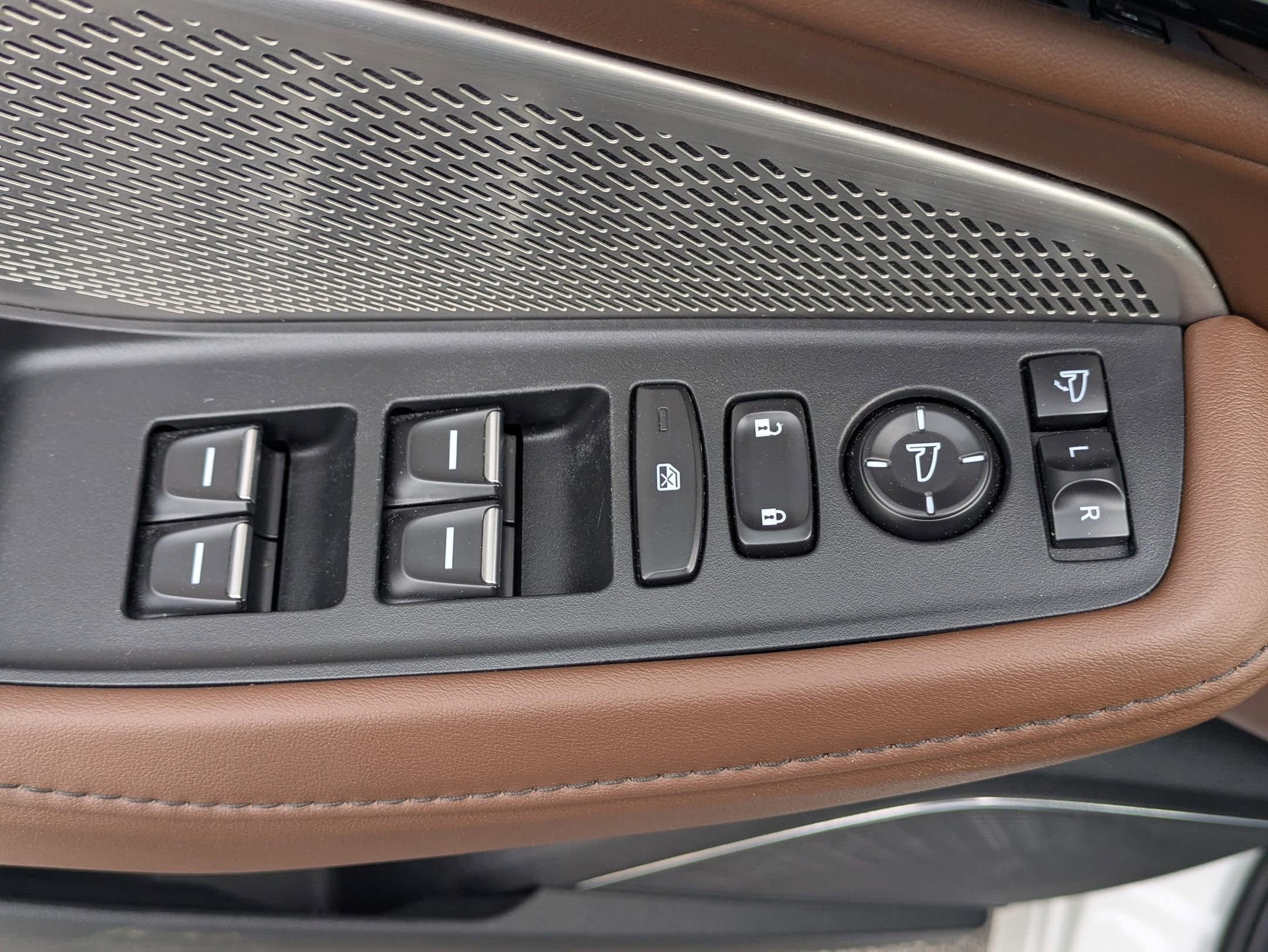2023 Acura MDX w/Technology Package