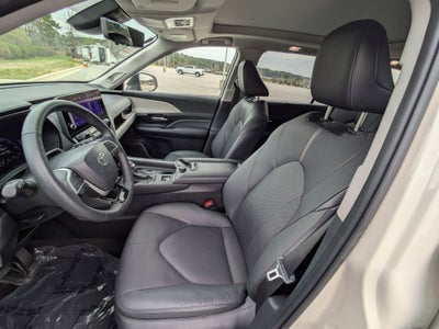 2024 Toyota Grand Highlander Platinum