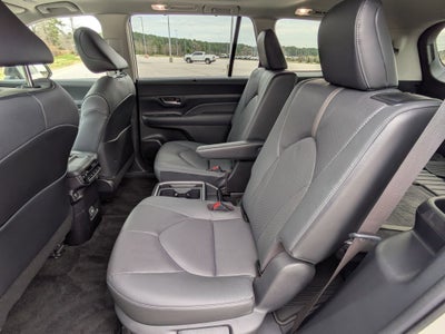 2024 Toyota Grand Highlander Platinum