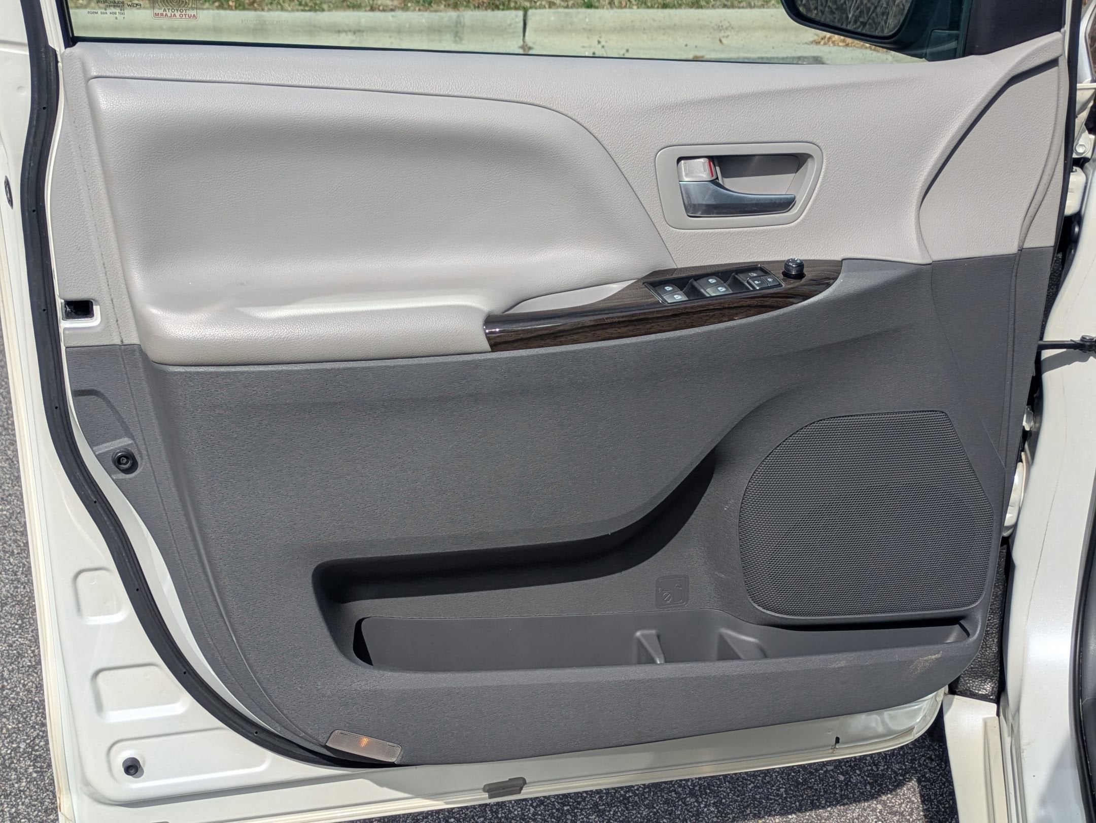 2016 Toyota Sienna XLE Premium