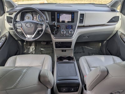 2016 Toyota Sienna XLE Premium