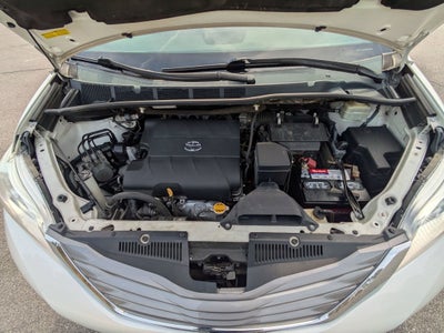 2016 Toyota Sienna XLE Premium