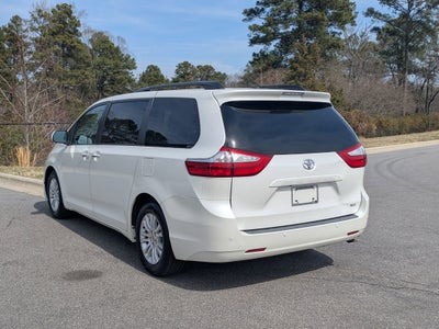 2016 Toyota Sienna XLE Premium