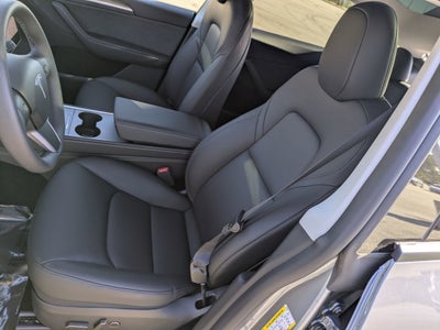 2025 Tesla Model Y Long Range