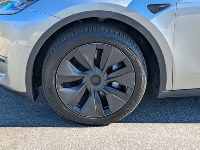 2025 Tesla Model Y Long Range