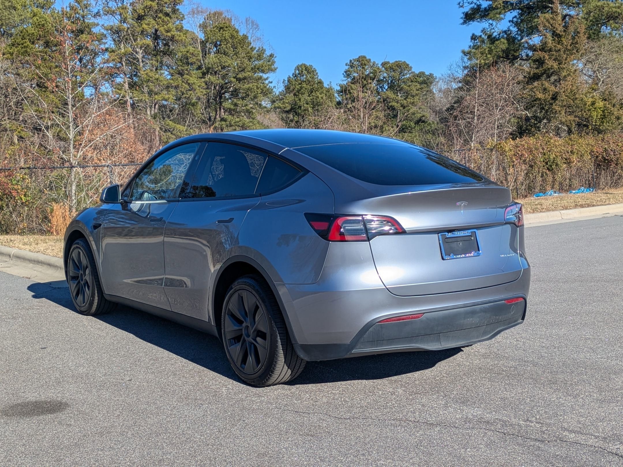2025 Tesla Model Y Long Range