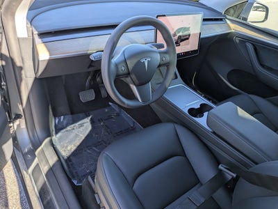 2025 Tesla Model Y Long Range