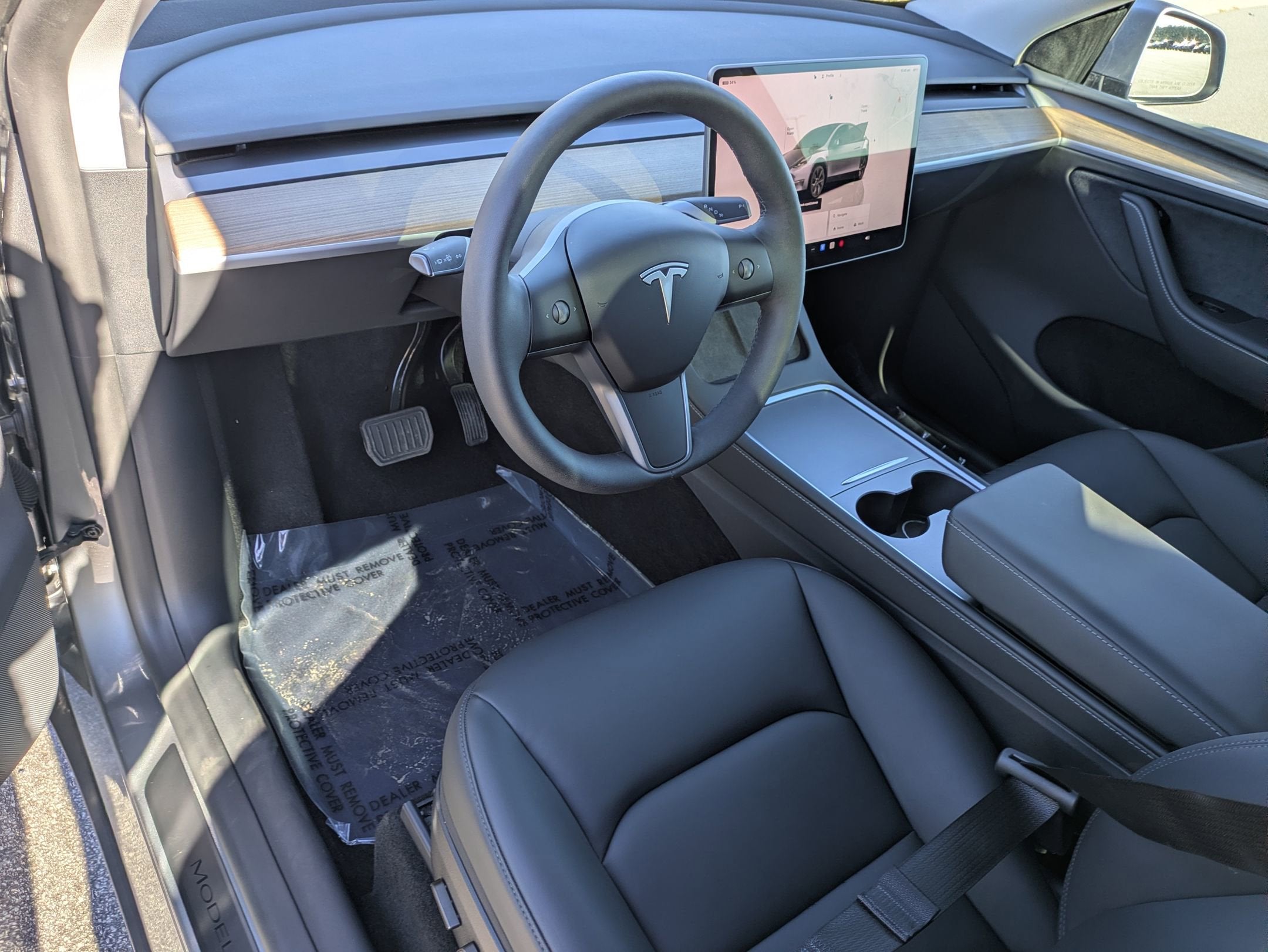 2025 Tesla Model Y Long Range