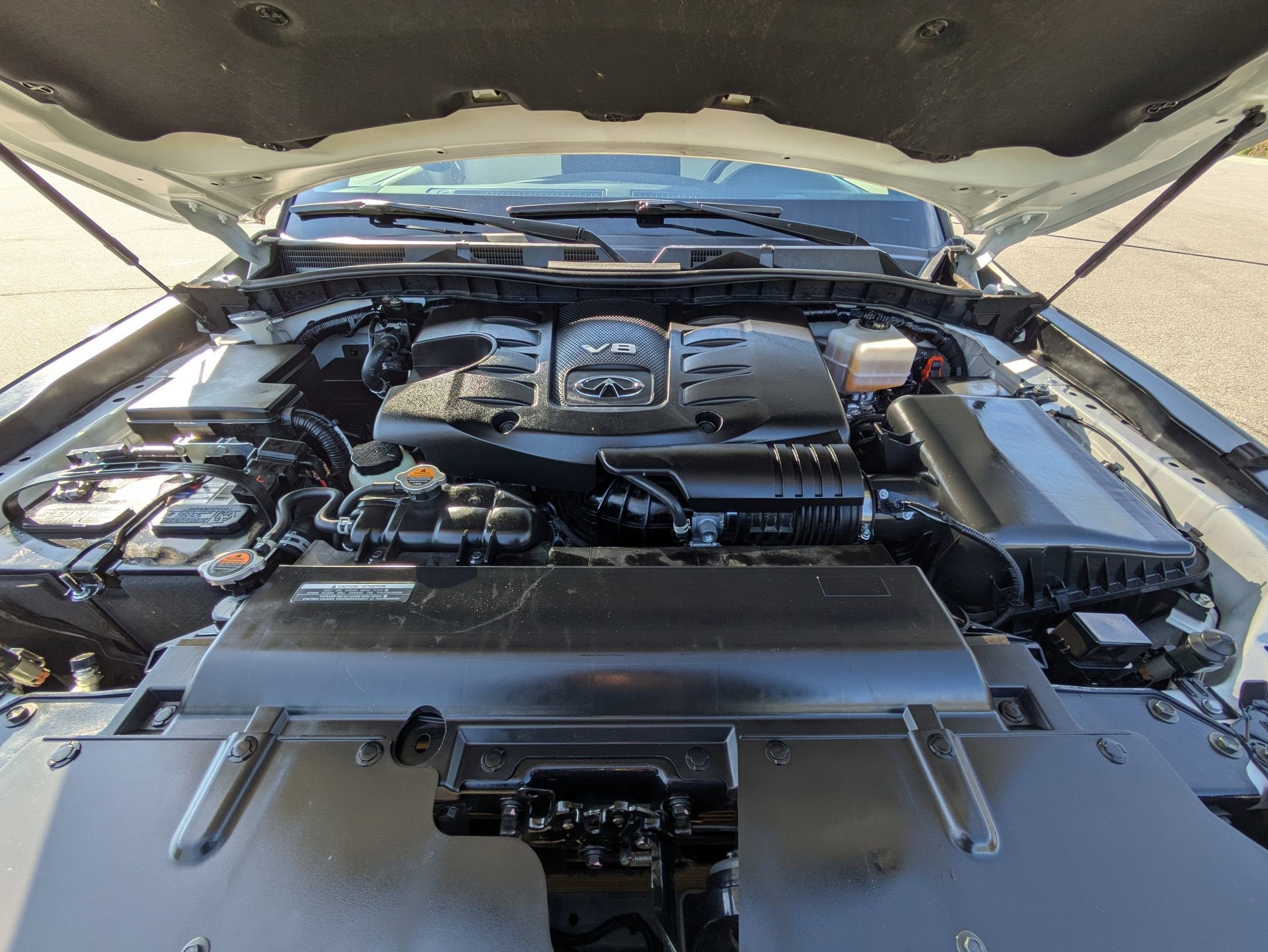 2023 INFINITI QX80 SENSORY