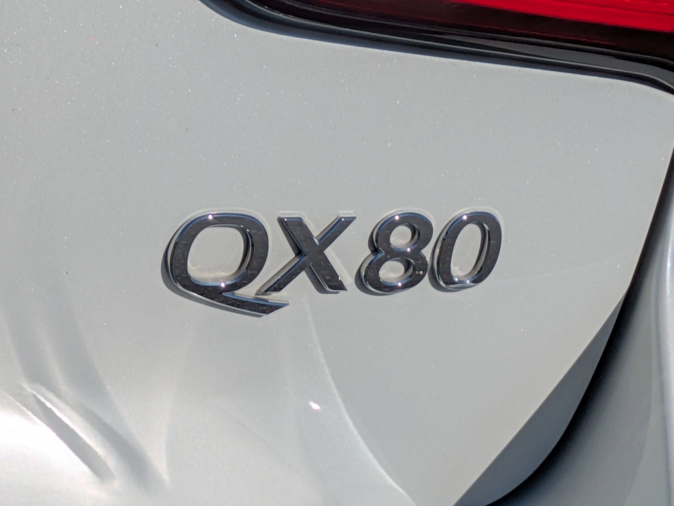 2023 INFINITI QX80 SENSORY