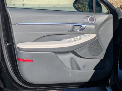 2023 Hyundai Sonata Hybrid Limited