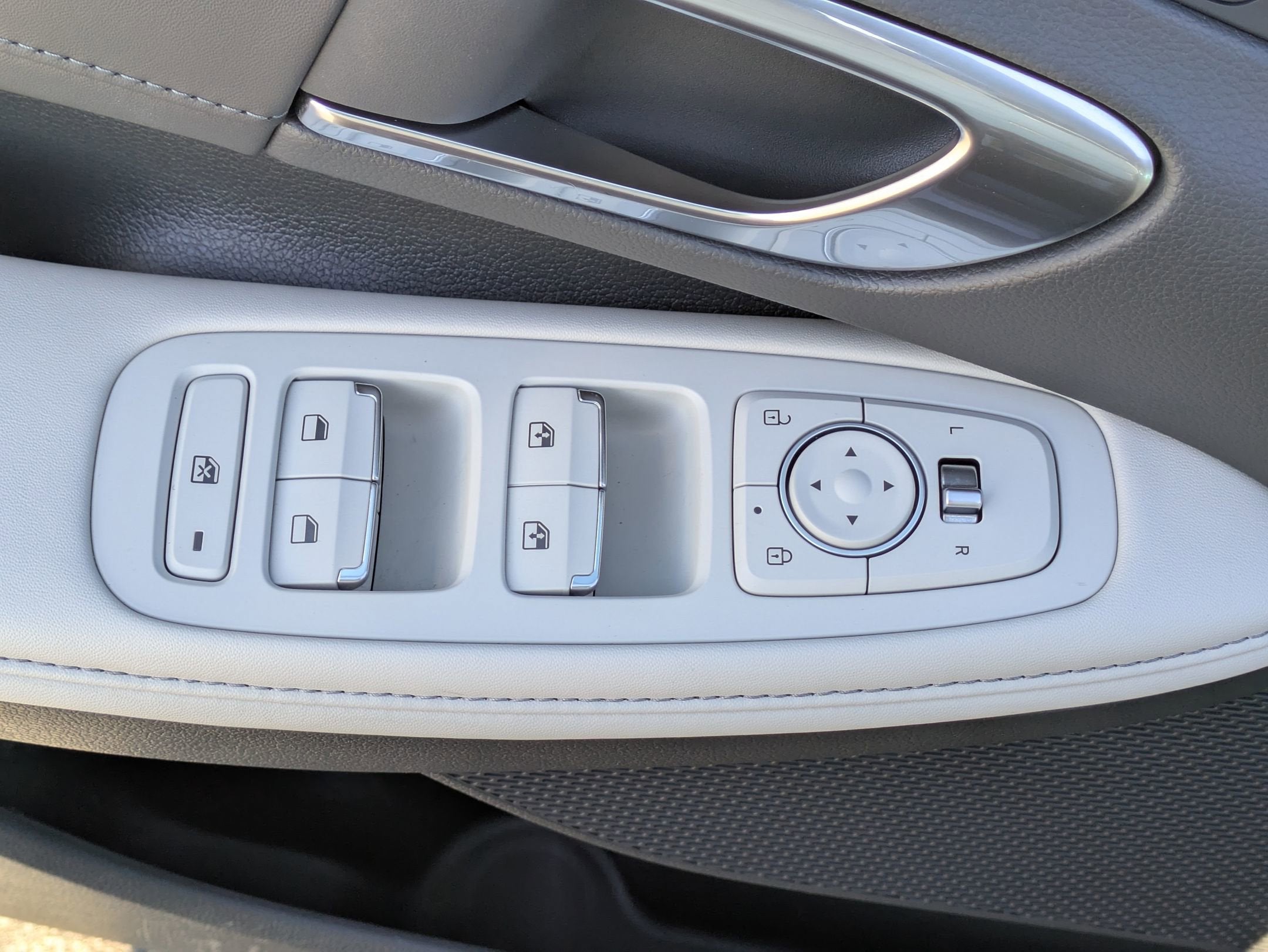 2023 Hyundai Sonata Hybrid Limited