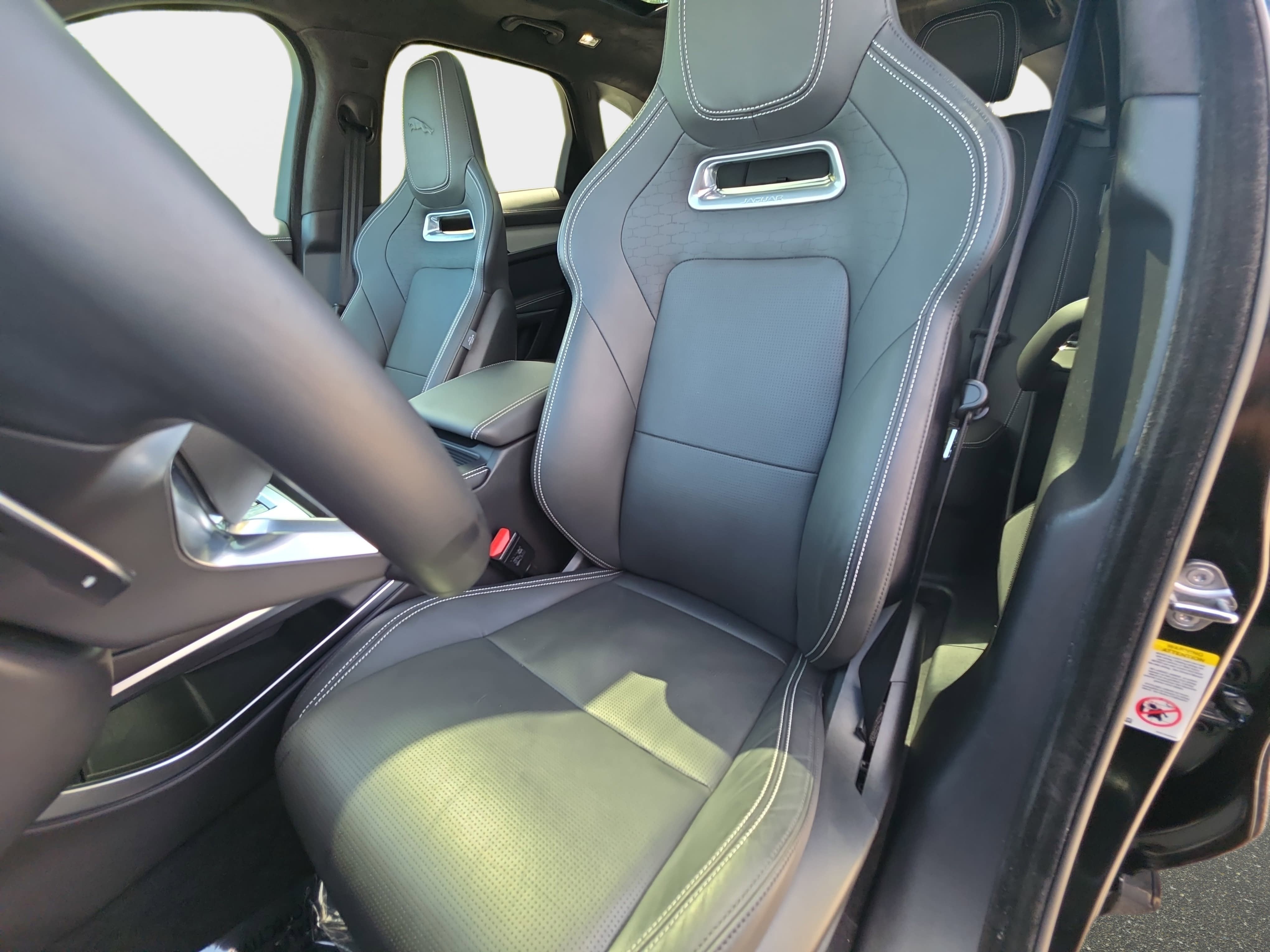 2025 Jaguar F-PACE R-Dynamic S