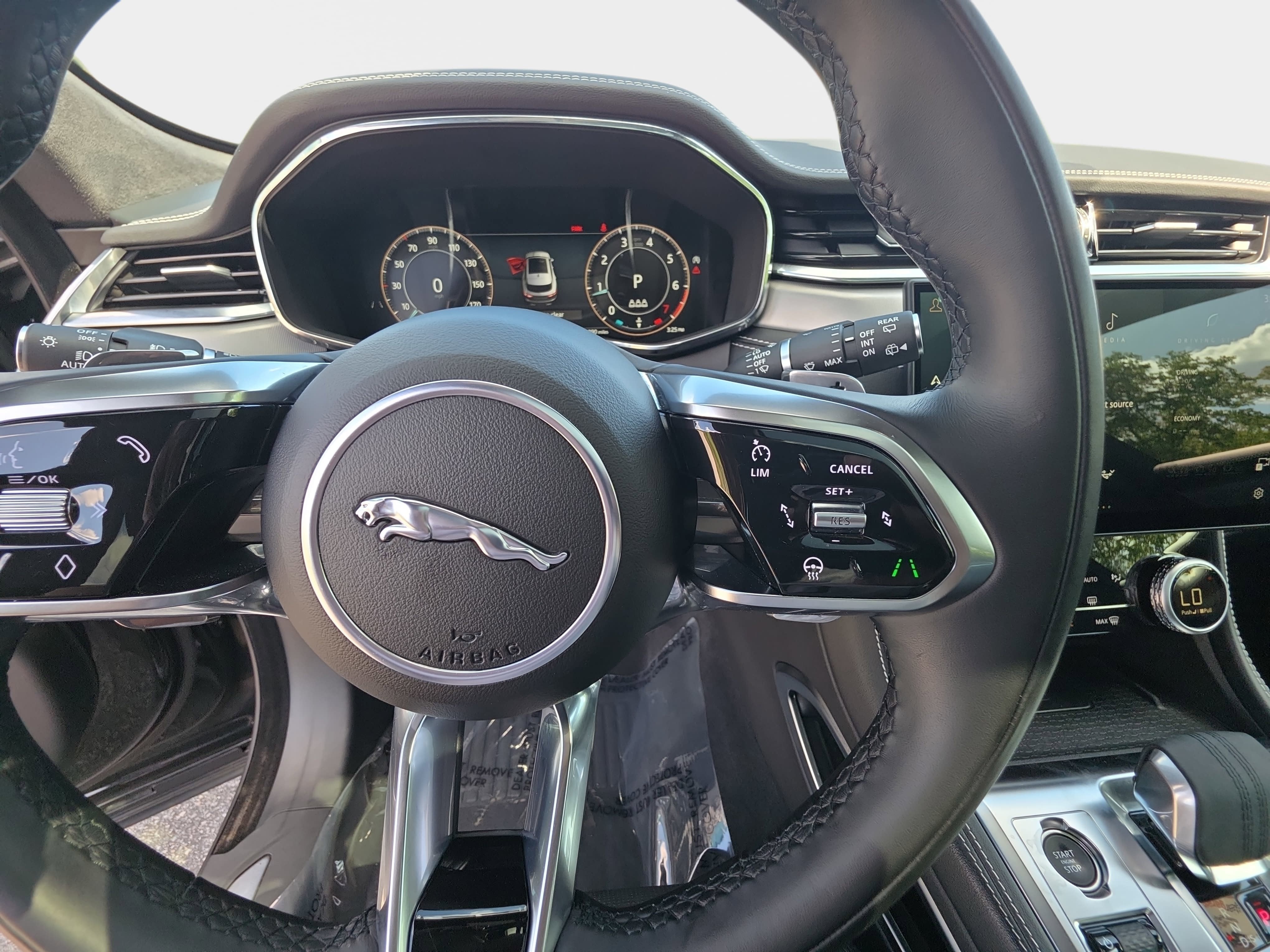 2025 Jaguar F-PACE R-Dynamic S