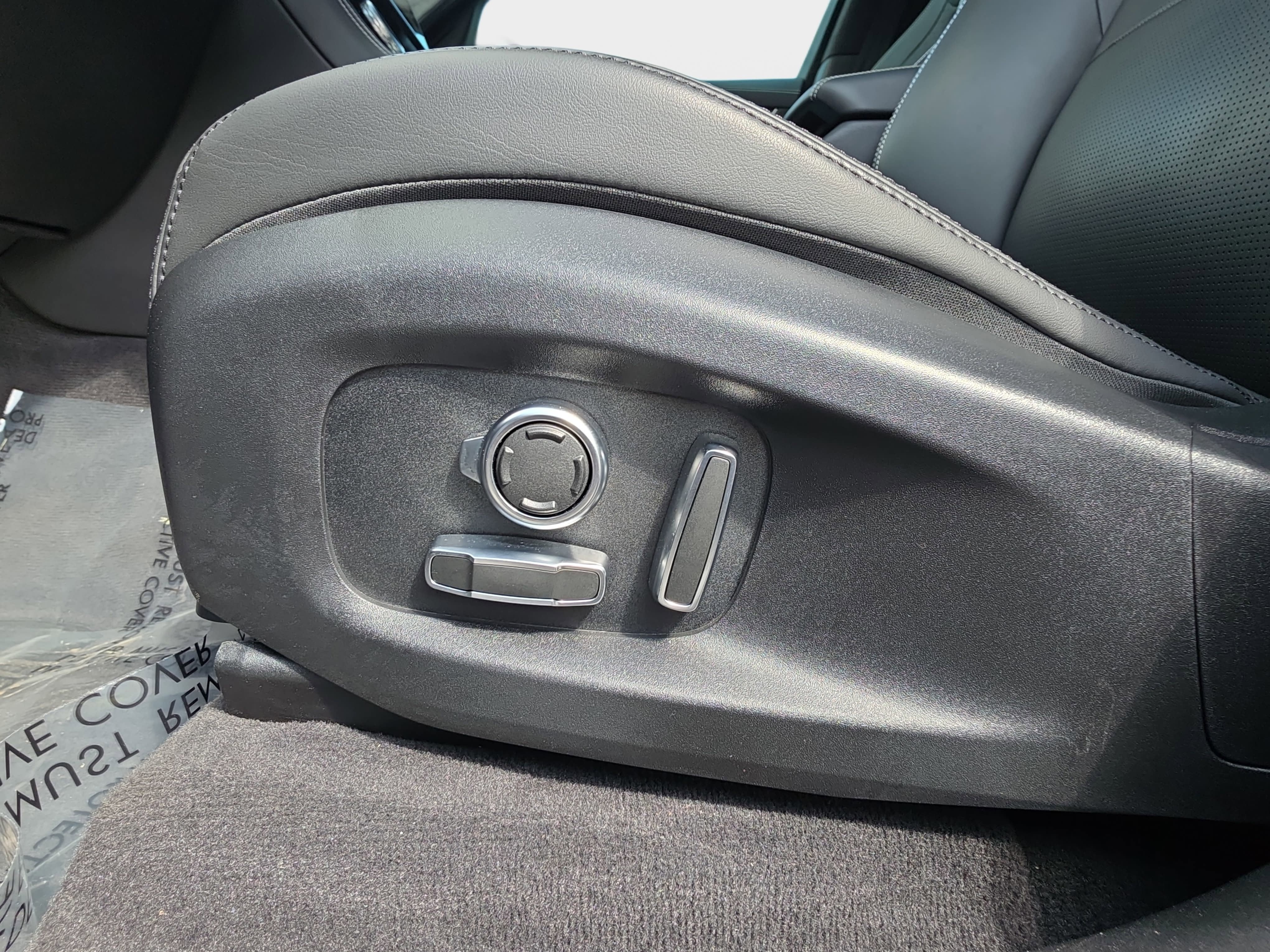 2025 Jaguar F-PACE R-Dynamic S