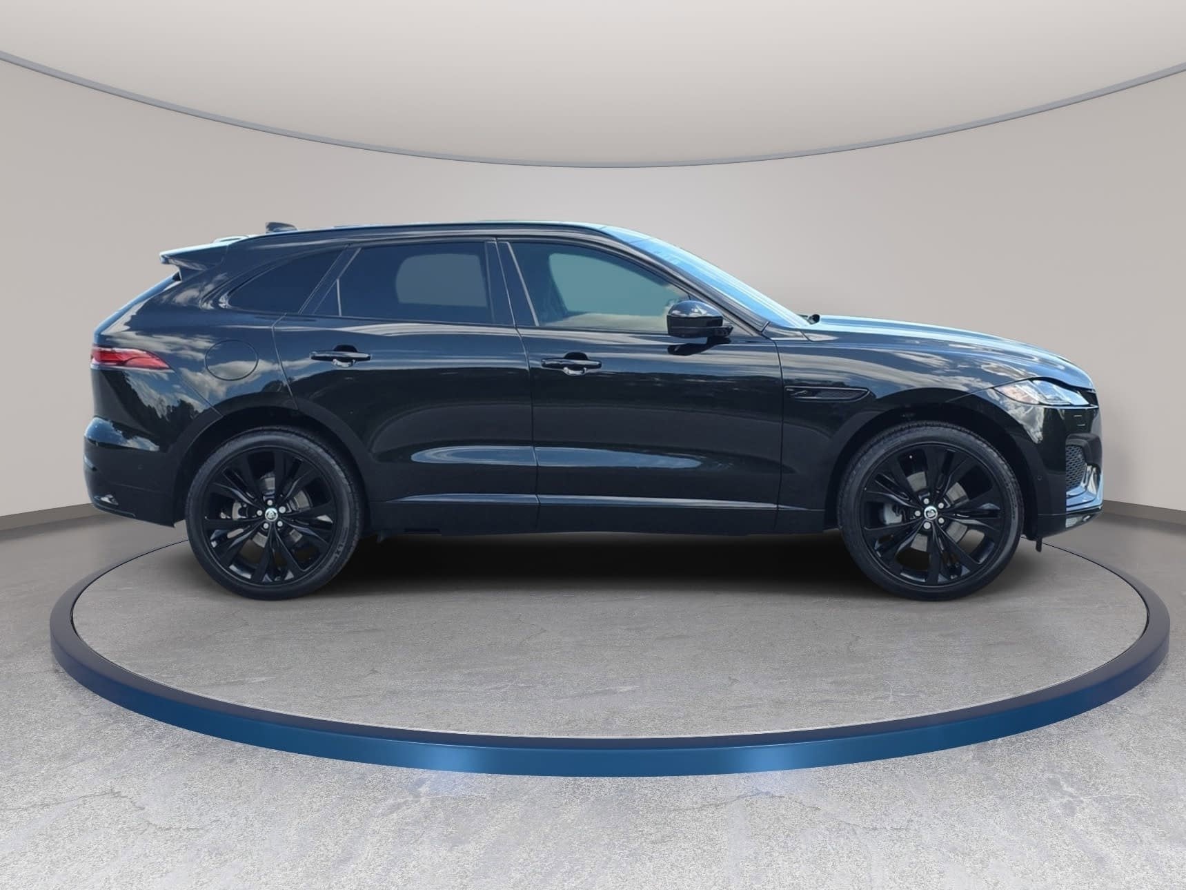 2025 Jaguar F-PACE R-Dynamic S