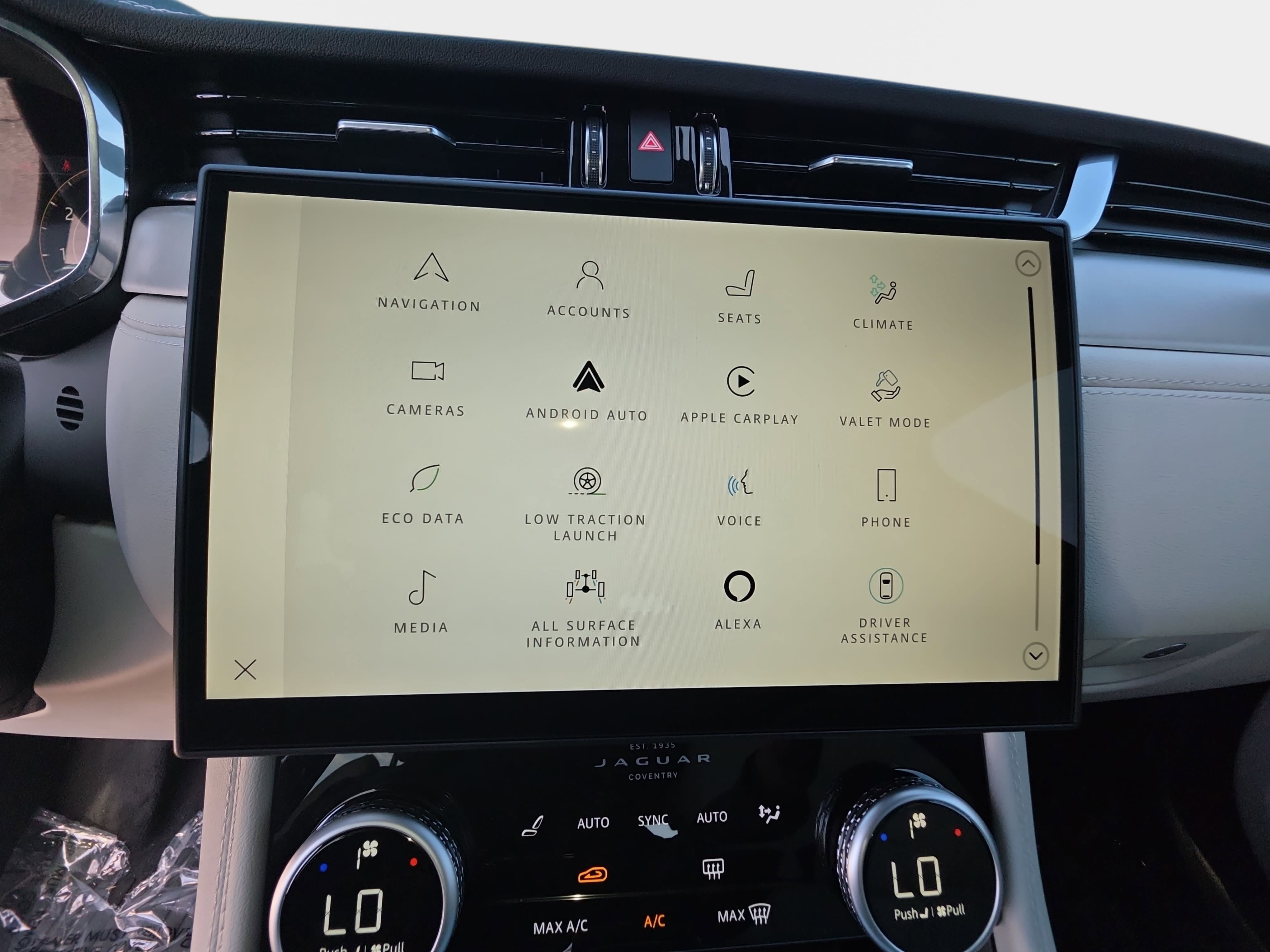 2025 Jaguar F-PACE R-Dynamic S