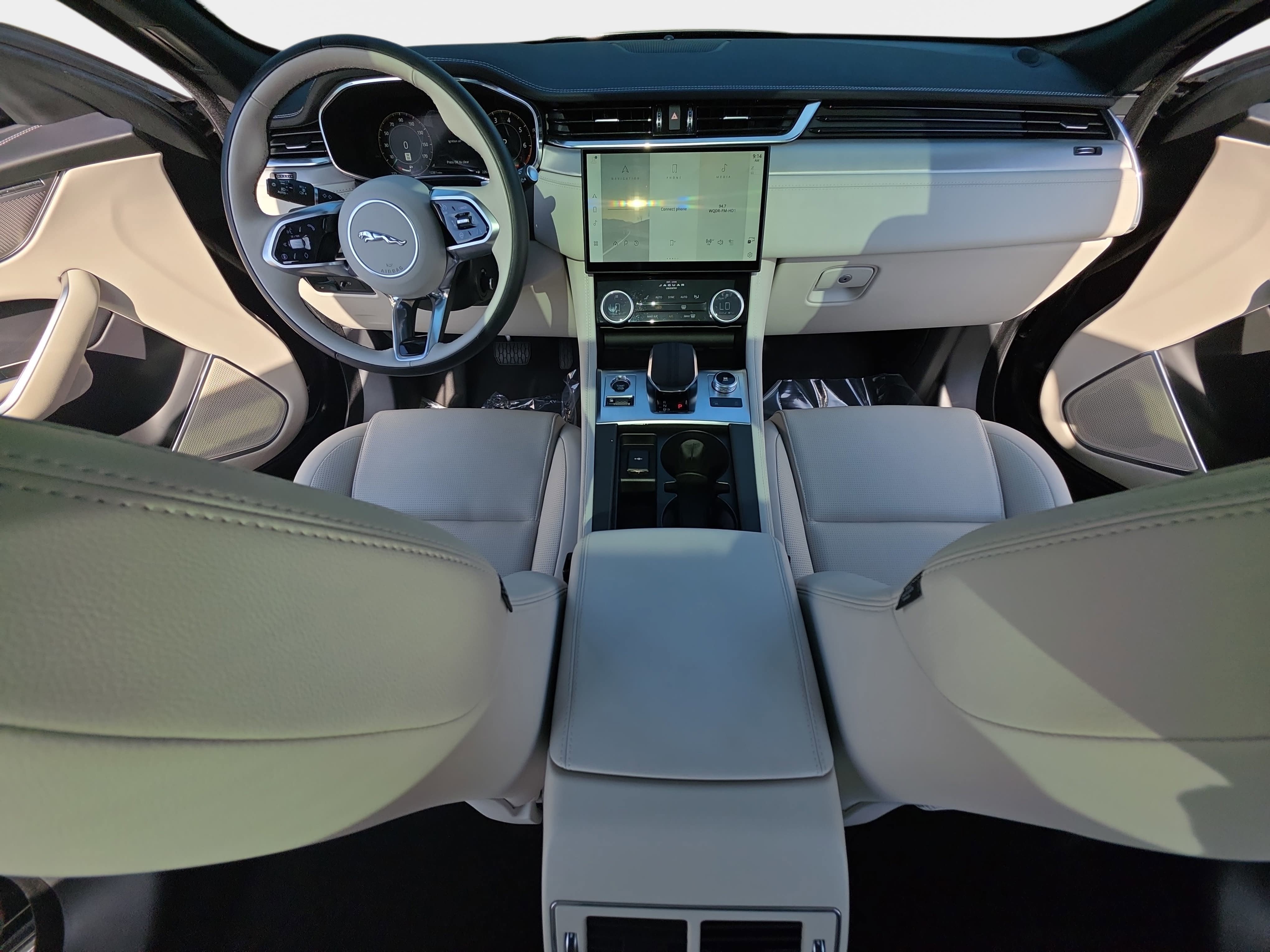 2025 Jaguar F-PACE R-Dynamic S