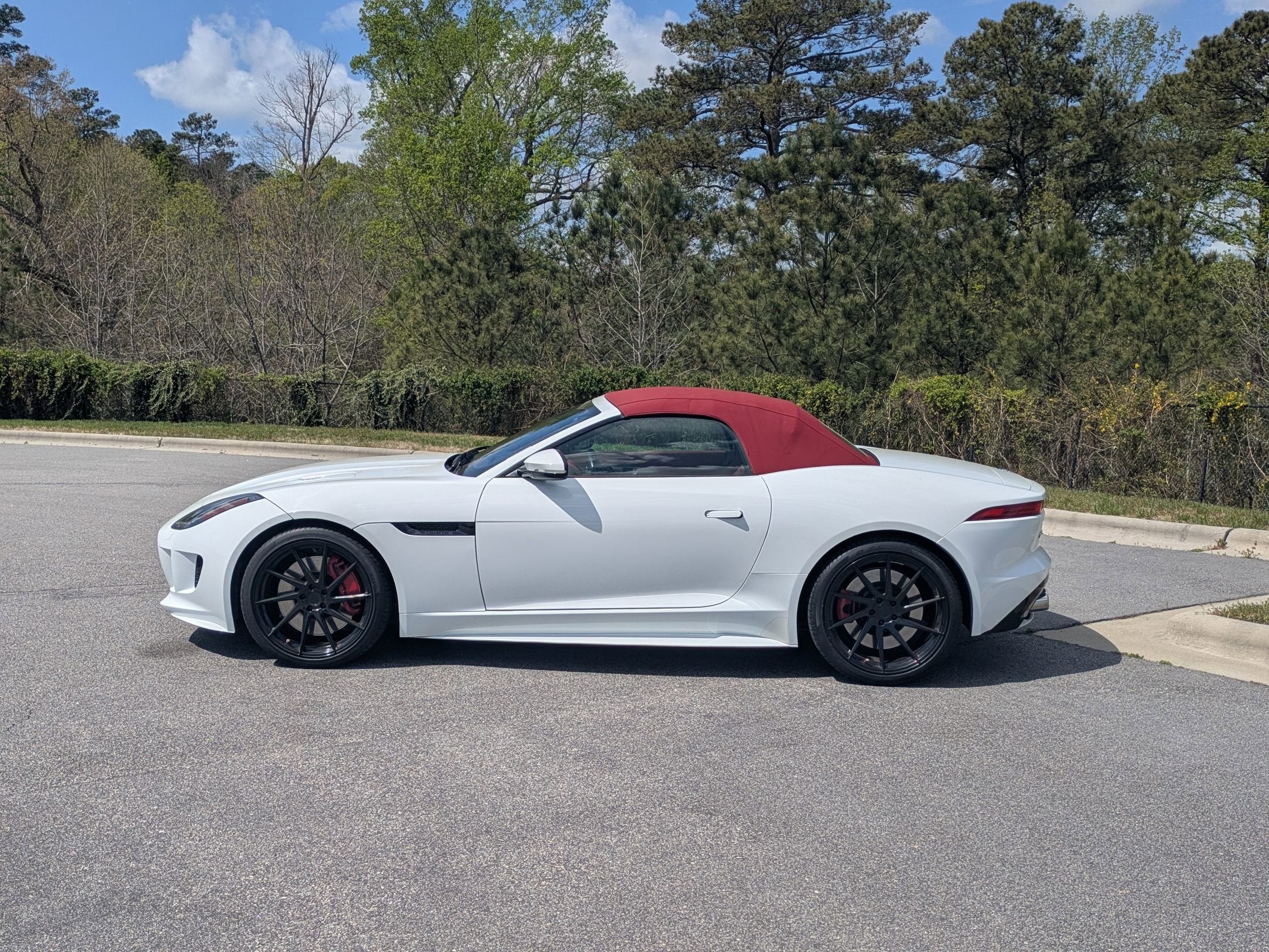 2017 Jaguar F-TYPE R