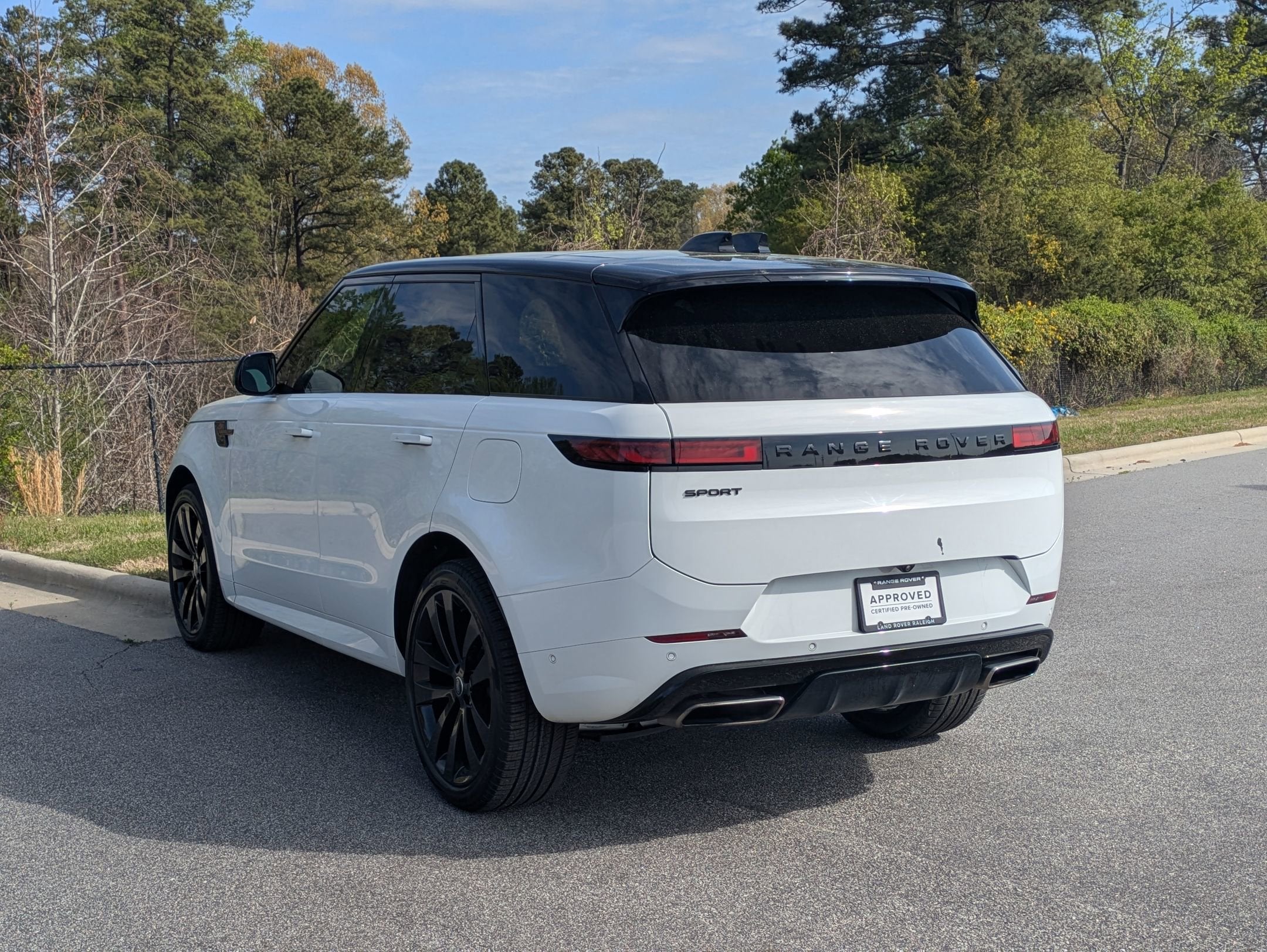 2025 Land Rover Range Rover Sport Dynamic SE