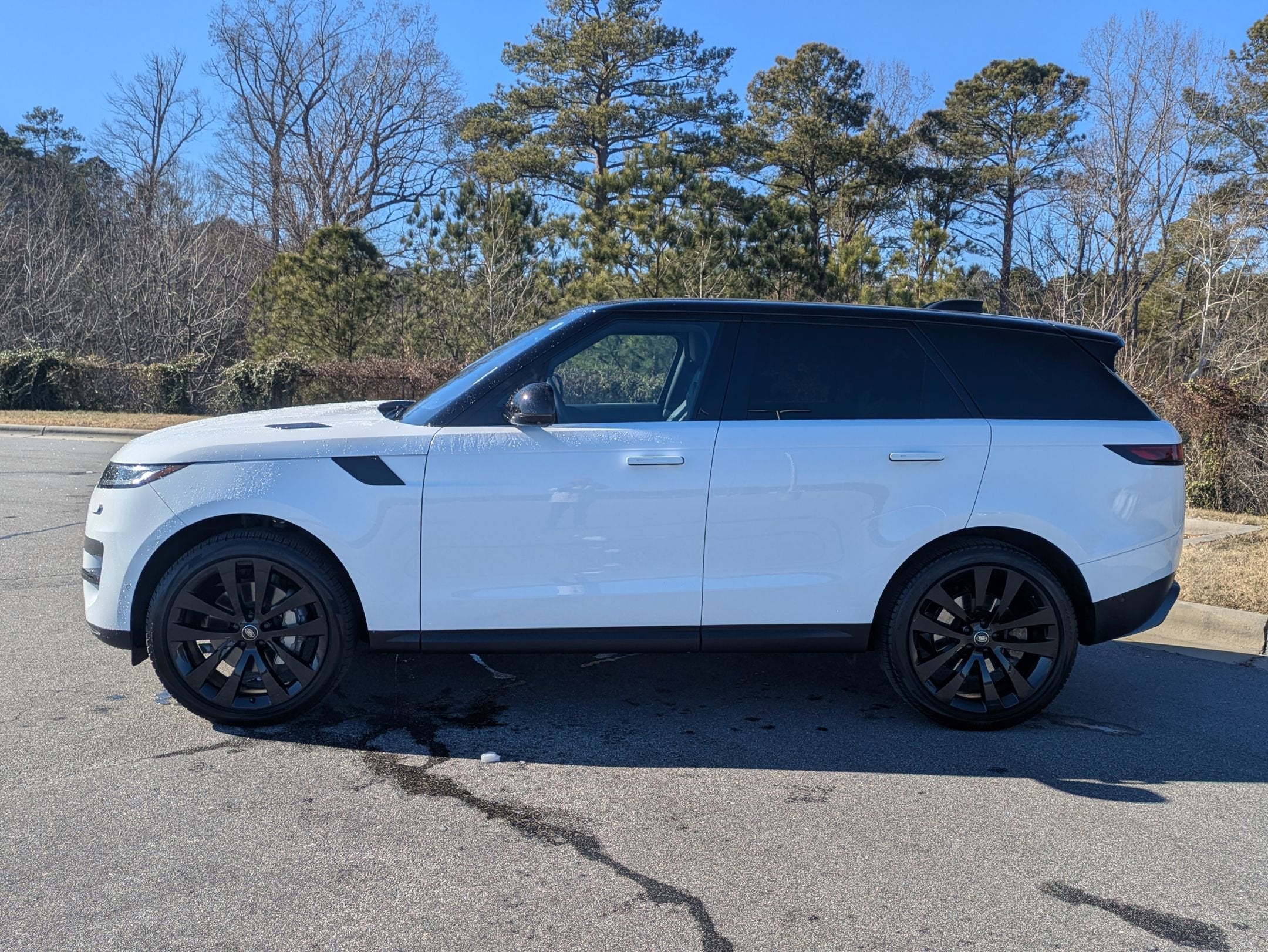 2023 Land Rover Range Rover Sport SE