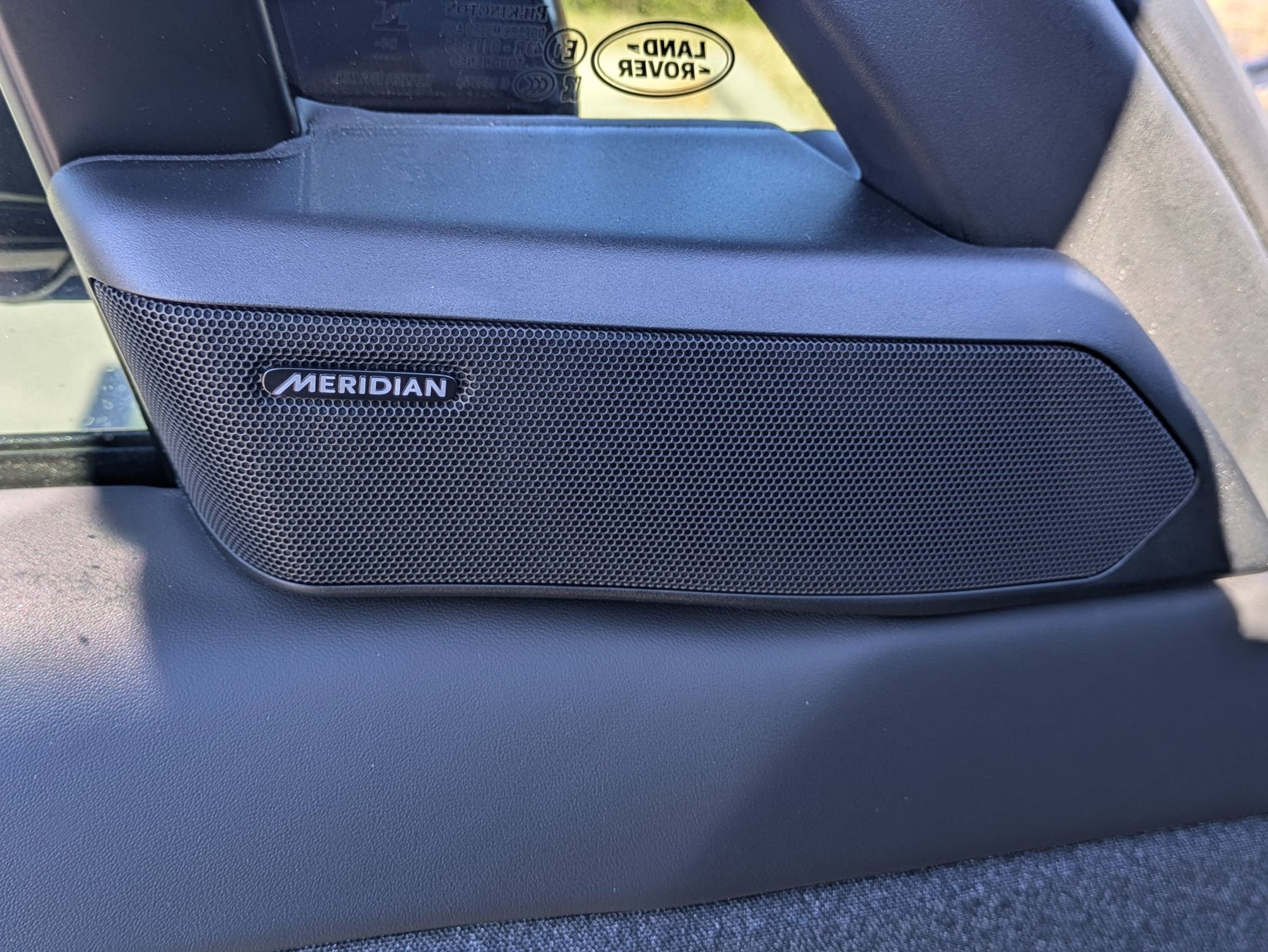 2025 Land Rover Range Rover Sport SE