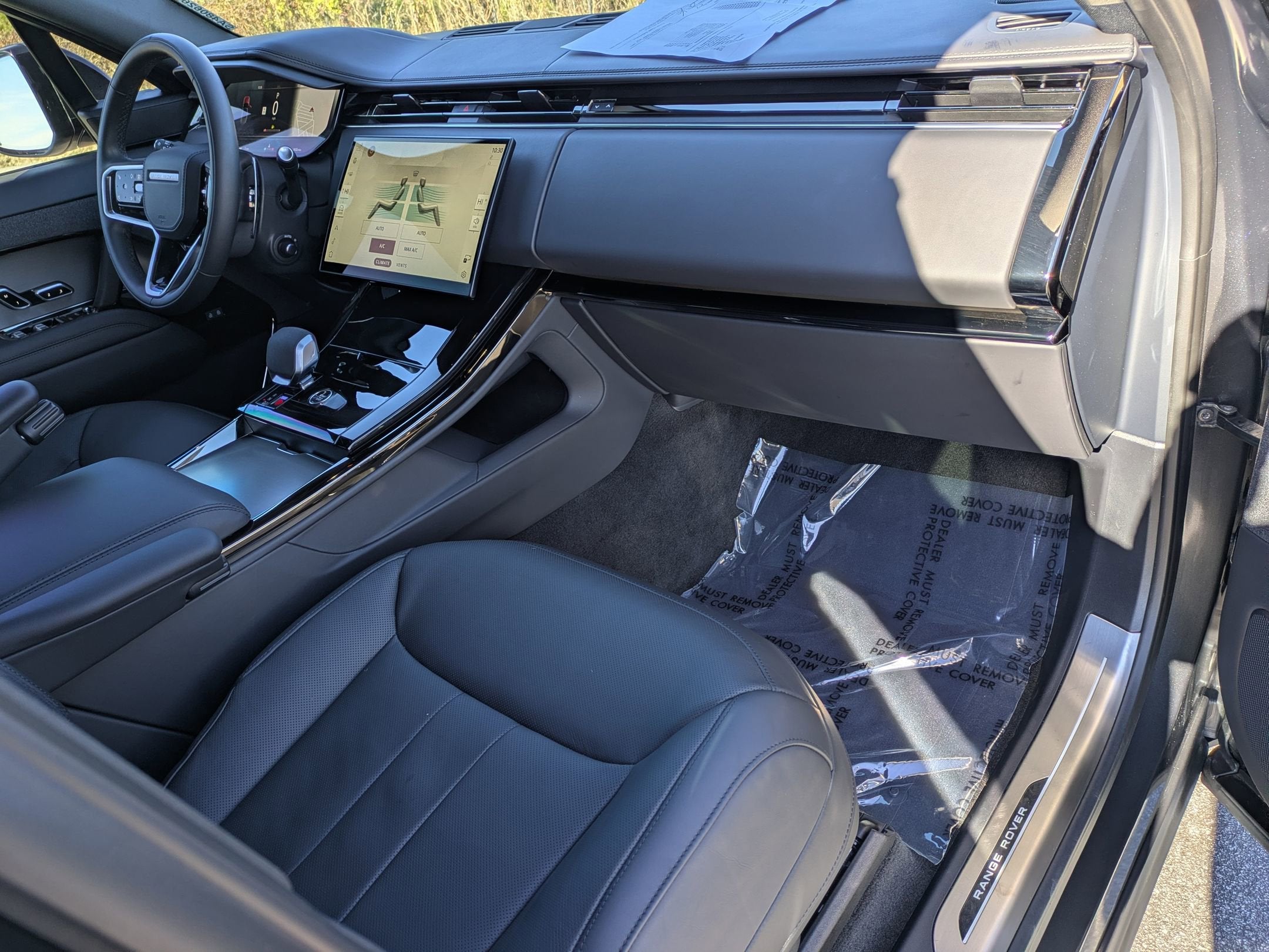 2025 Land Rover Range Rover Sport SE