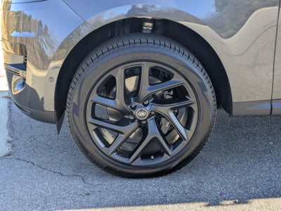 2025 Land Rover Range Rover Sport SE