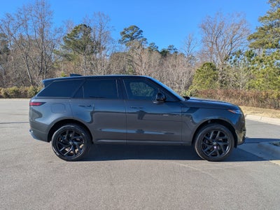 2025 Land Rover Range Rover Sport SE