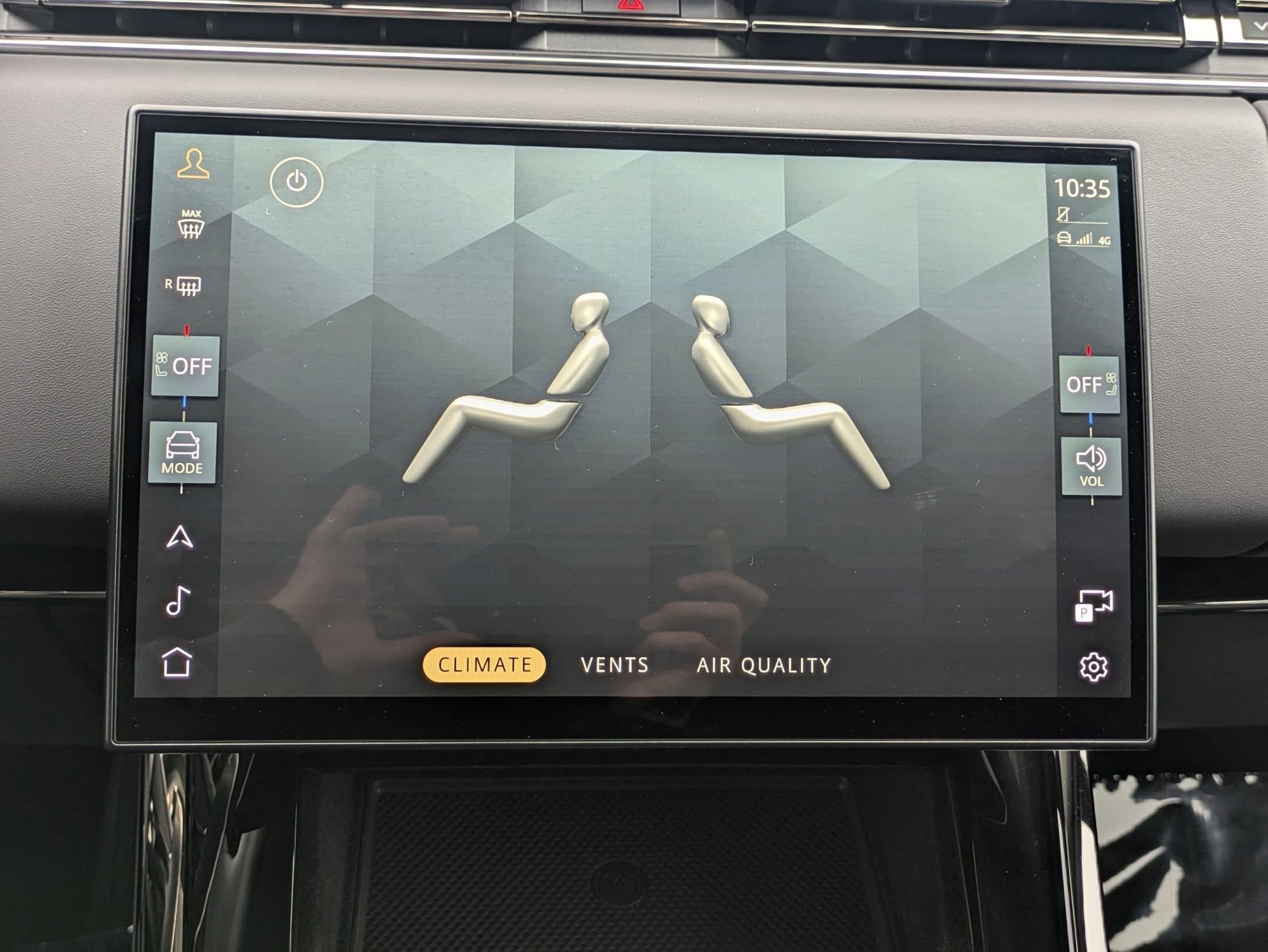 2024 Land Rover Range Rover Sport SE